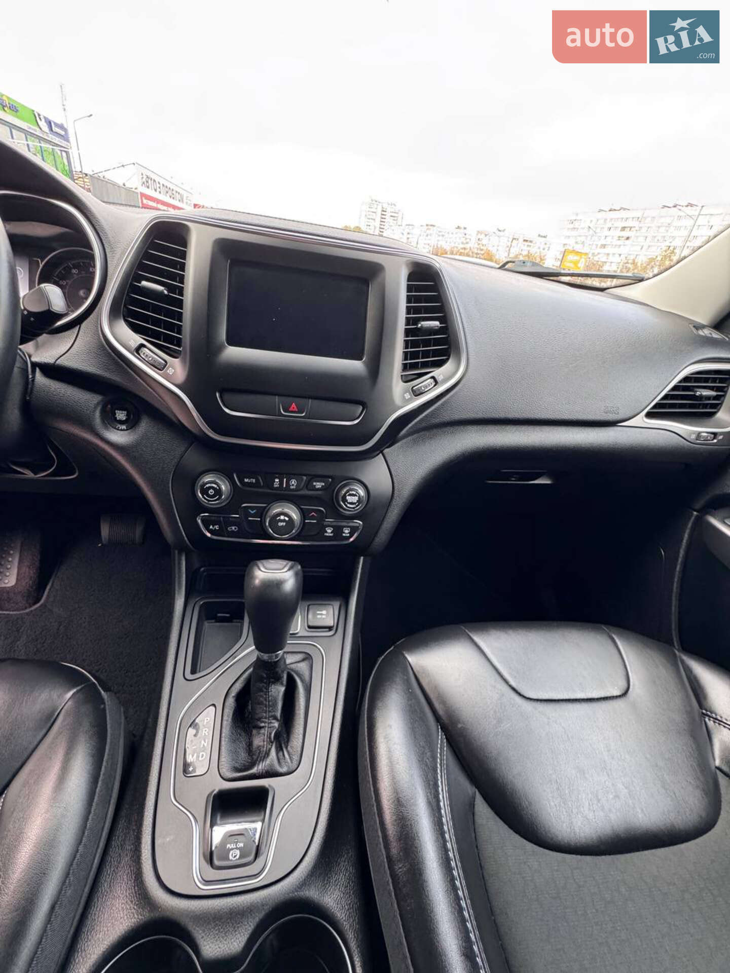 Jeep Cherokee 2019 VIN 1C4PJLLB7KD202453 фото оголошення 22 з 31