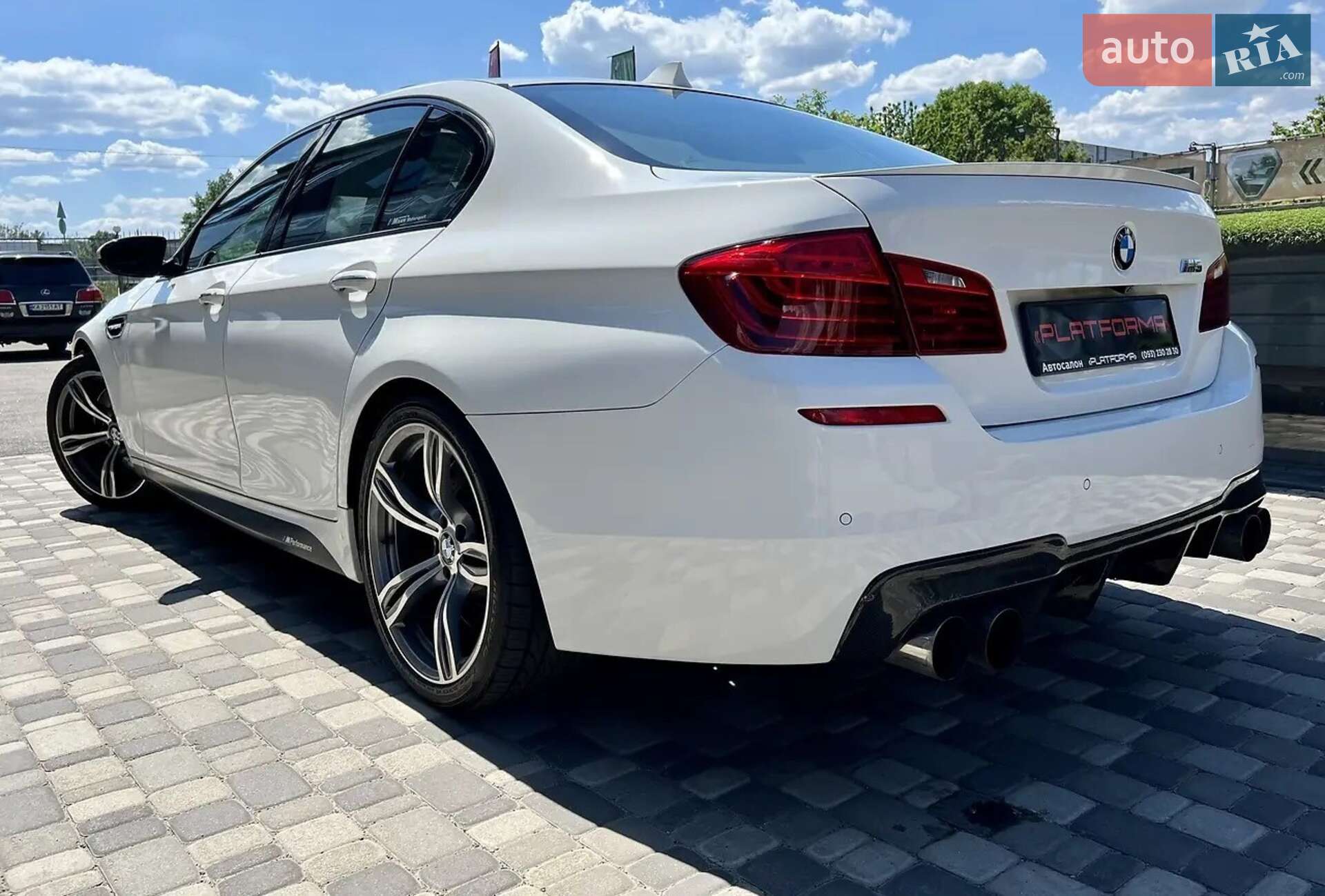 BMW M5 2014 VIN WBSFV9C57ED593775 фото оголошення 13 з 23