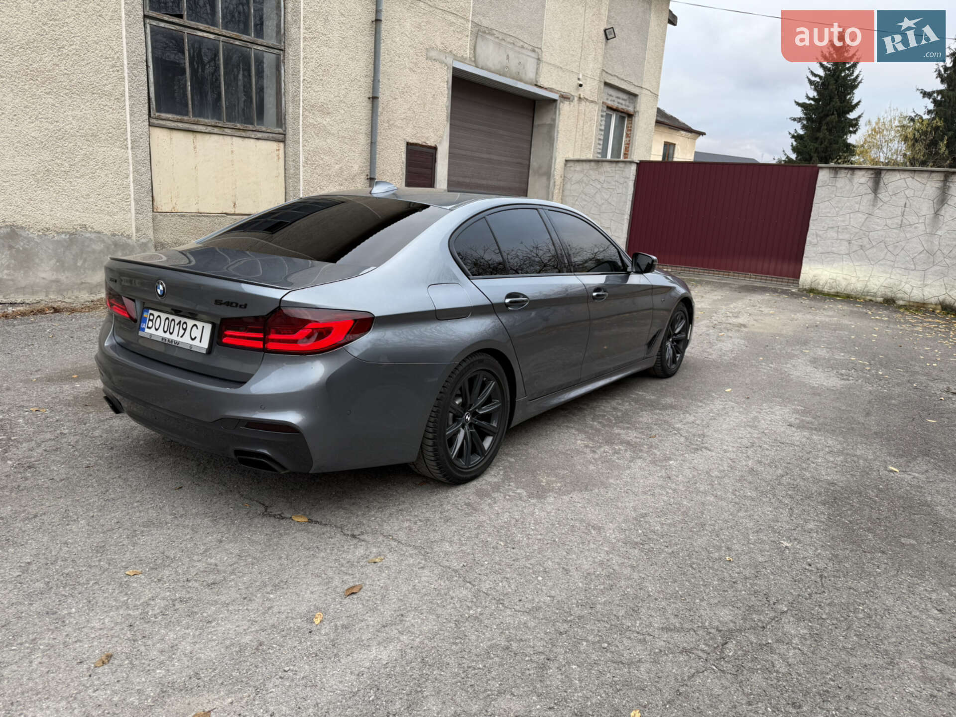BMW 5 Series 2018 VIN WBAJD51060BL19442 фото оголошення 22 з 61
