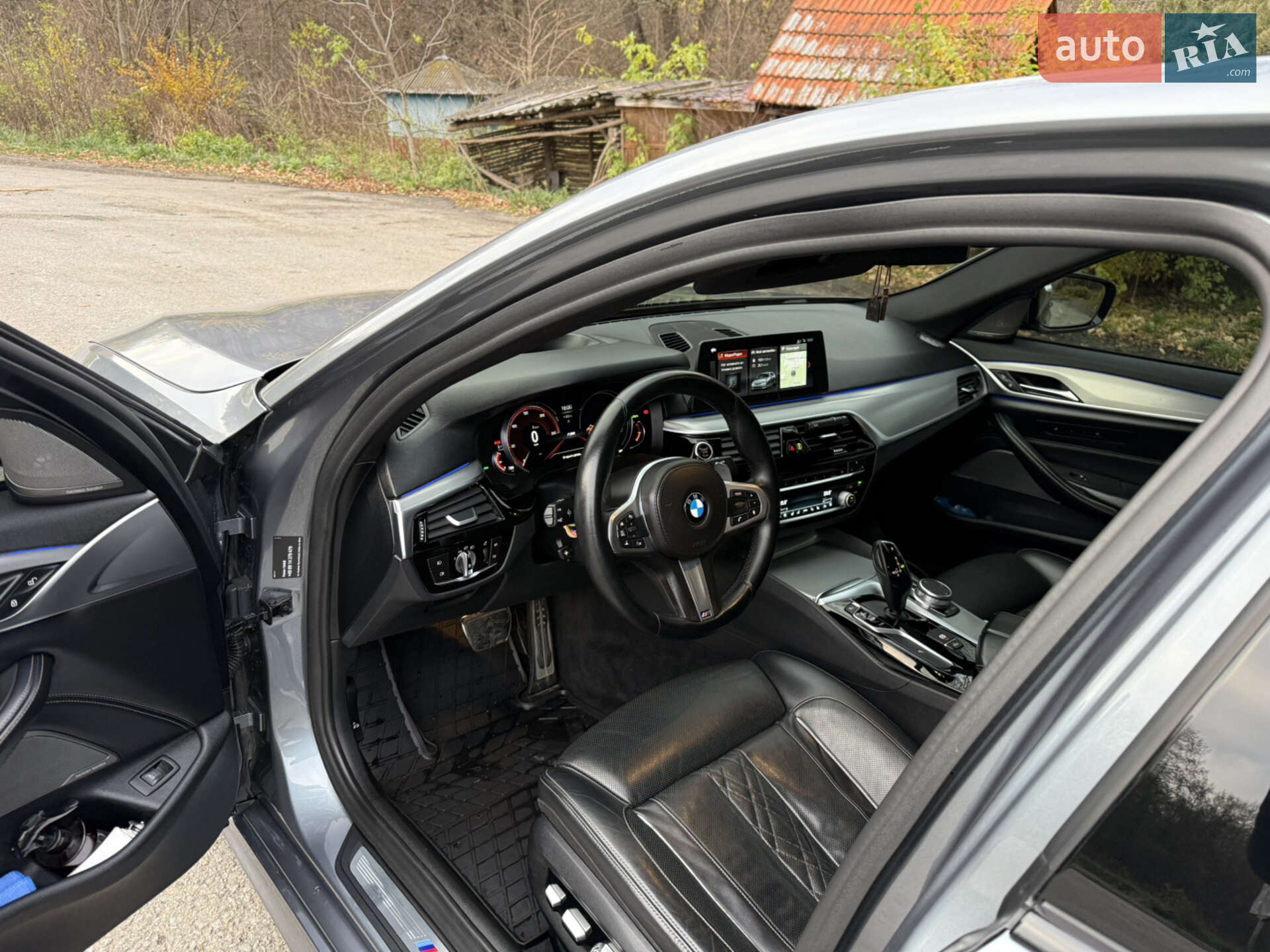 BMW 5 Series 2018 VIN WBAJD51060BL19442 фото оголошення 41 з 61