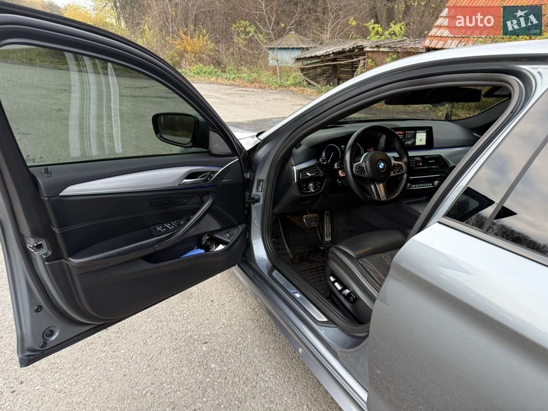 BMW 5 Series 2018 VIN WBAJD51060BL19442 фото оголошення 43 з 61