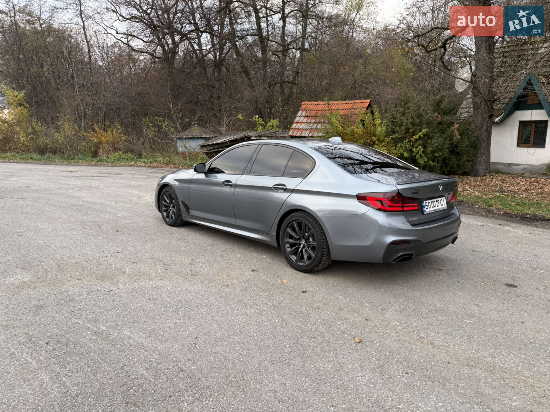 BMW 5 Series 2018 VIN WBAJD51060BL19442 фото оголошення 28 з 61
