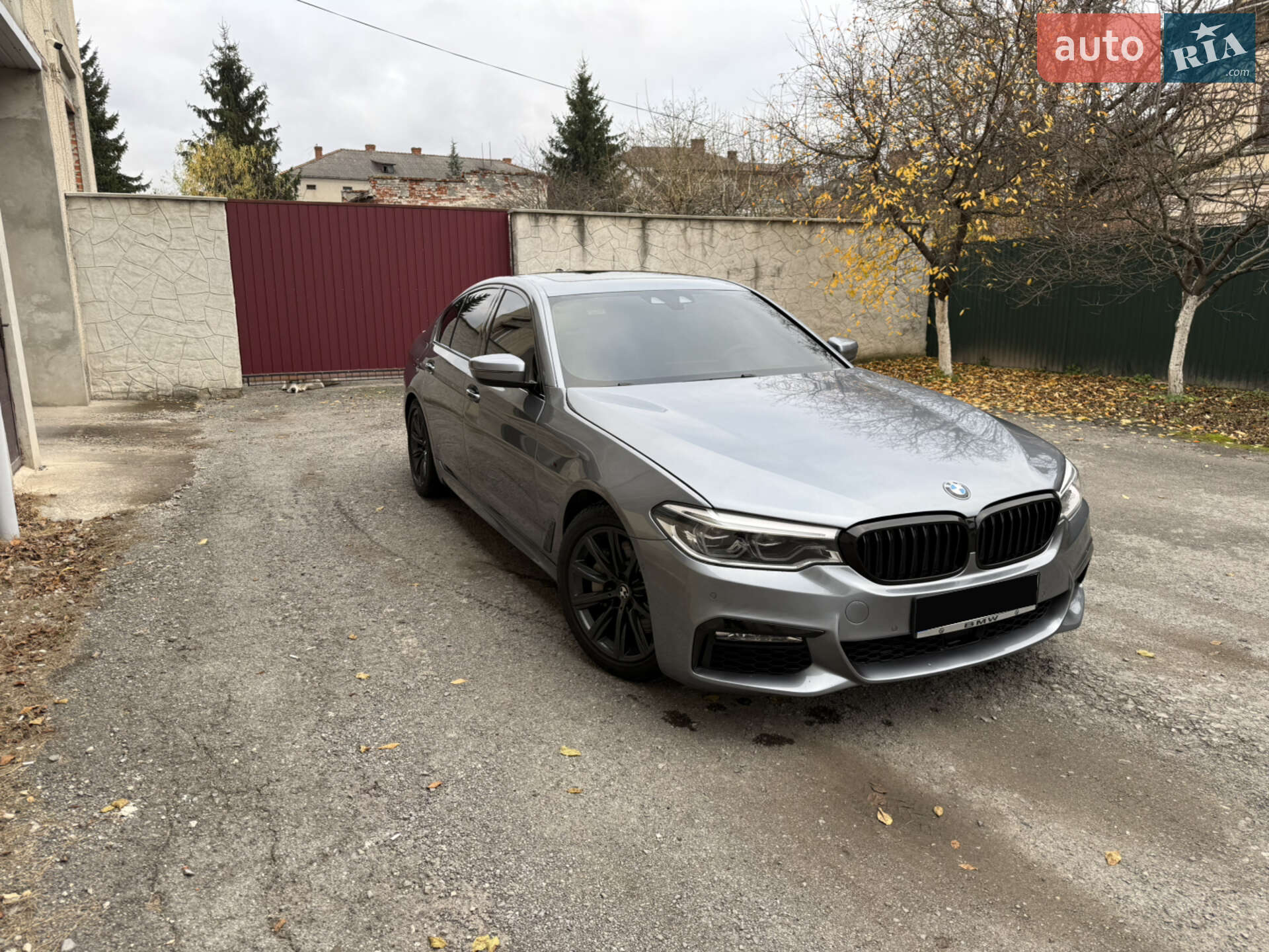 BMW 5 Series 2018 VIN WBAJD51060BL19442 фото оголошення 9 з 61