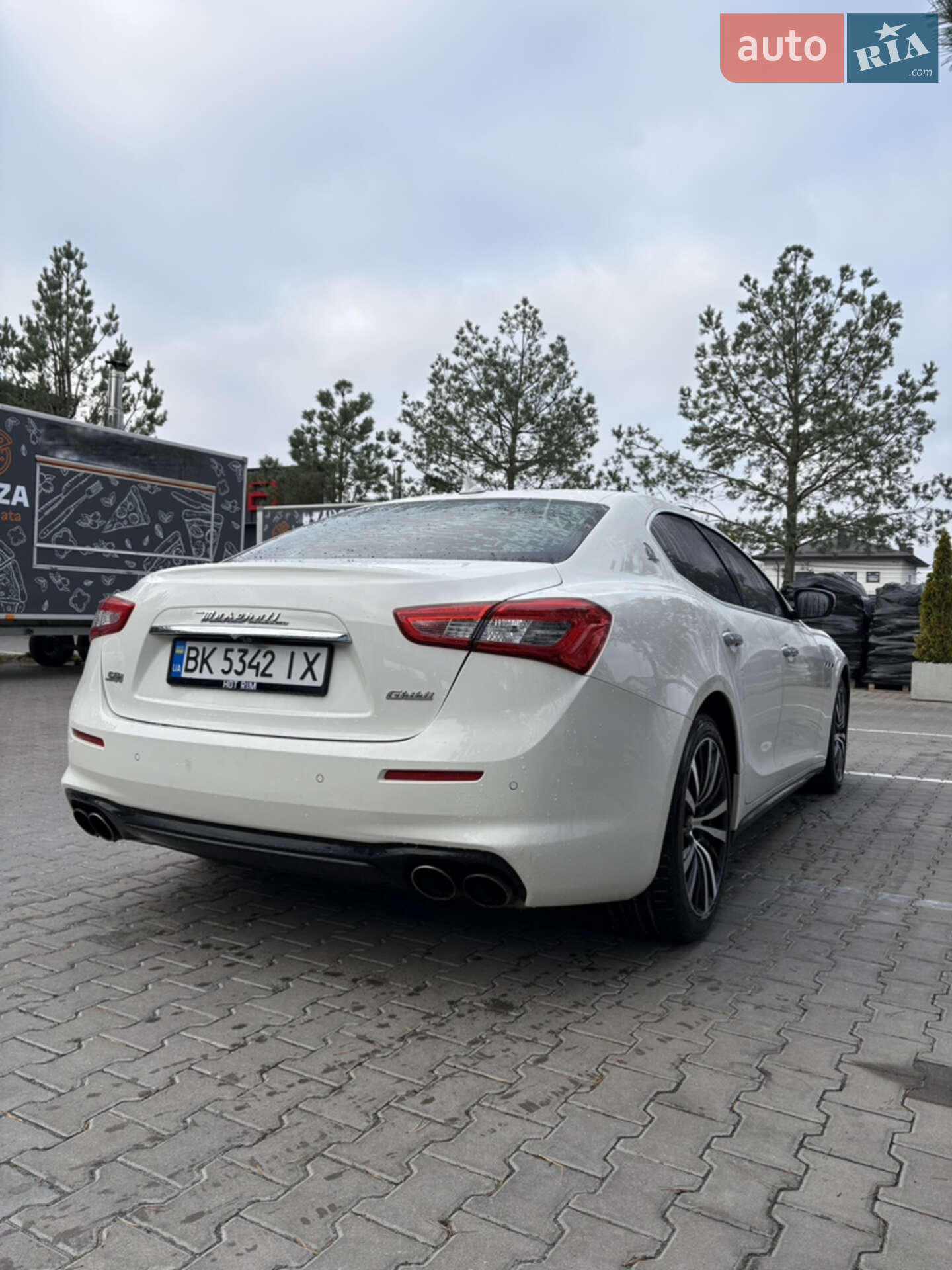Maserati Ghibli 2018 VIN ZAM57YTA4J1300846 фото оголошення 10 з 21
