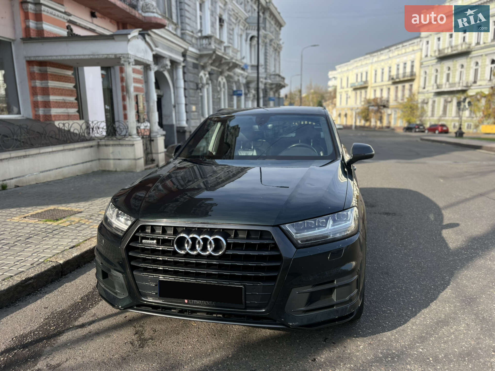 Audi Q7 2017 VIN WAUZZZ4M0JD013269 фото оголошення 5 з 19