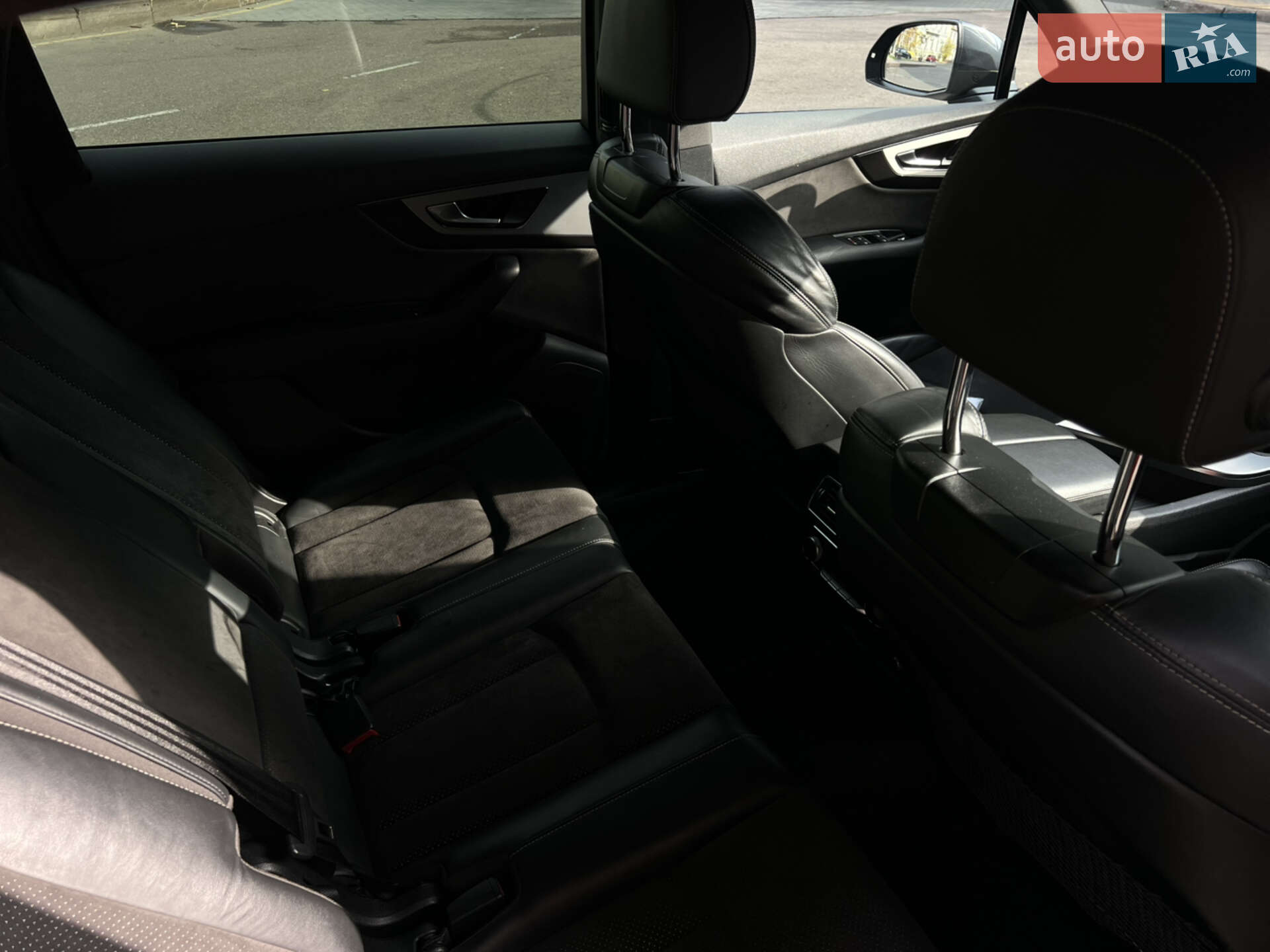 Audi Q7 2017 VIN WAUZZZ4M0JD013269 фото оголошення 17 з 19