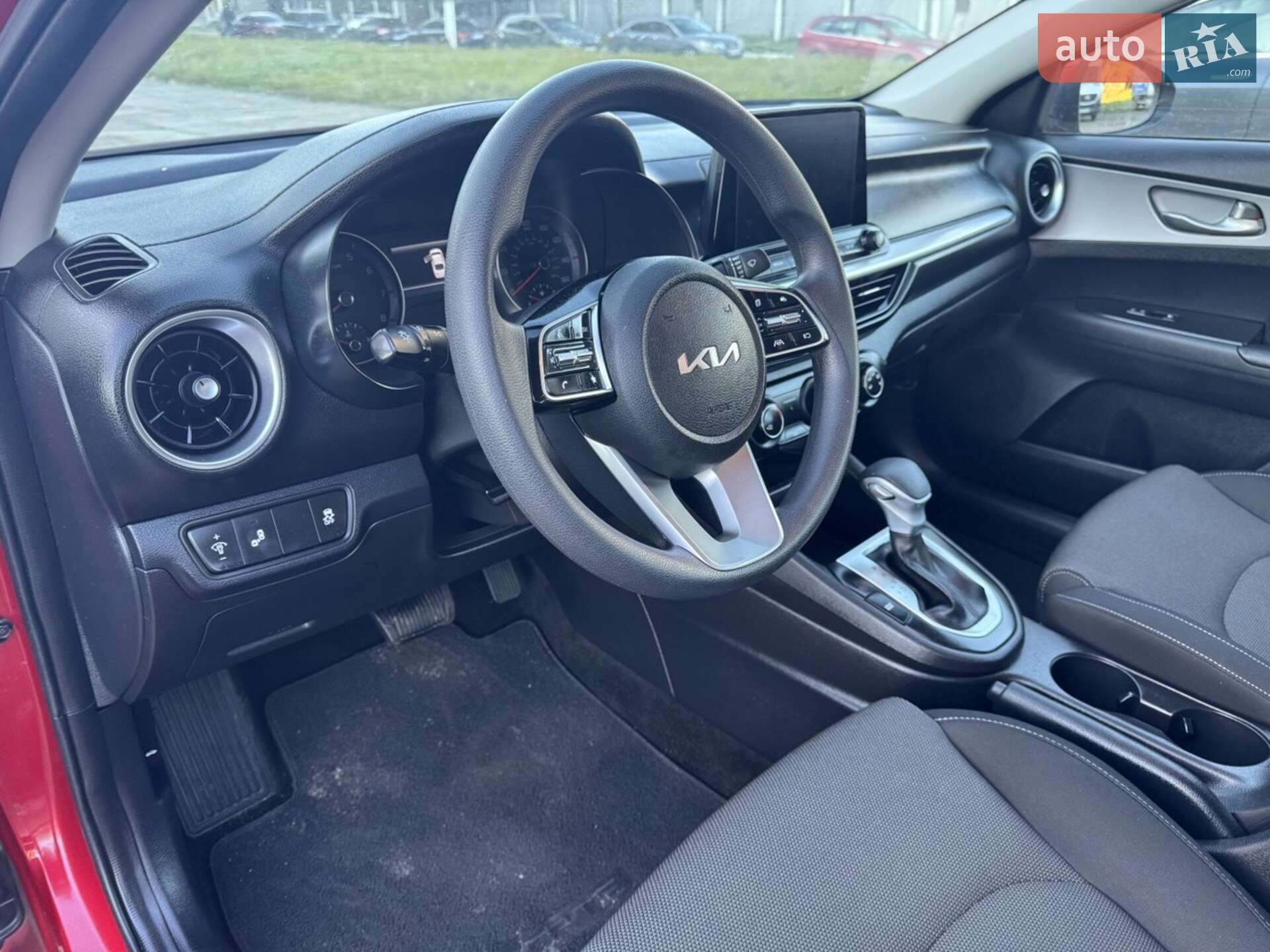 Kia Forte 2021 VIN 3KPF24AD6NE418994 фото оголошення 6 з 9