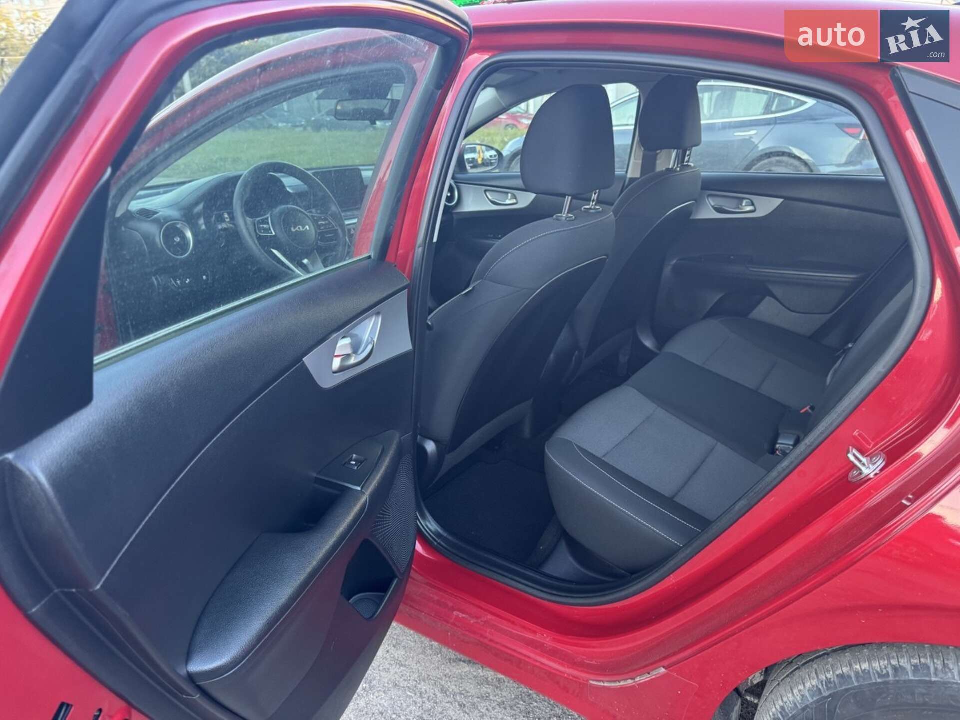 Kia Forte 2021 VIN 3KPF24AD6NE418994 фото оголошення 7 з 9
