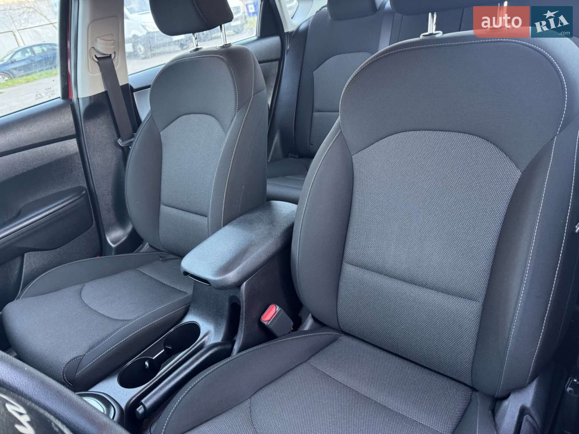 Kia Forte 2021 VIN 3KPF24AD6NE418994 фото оголошення 8 з 9