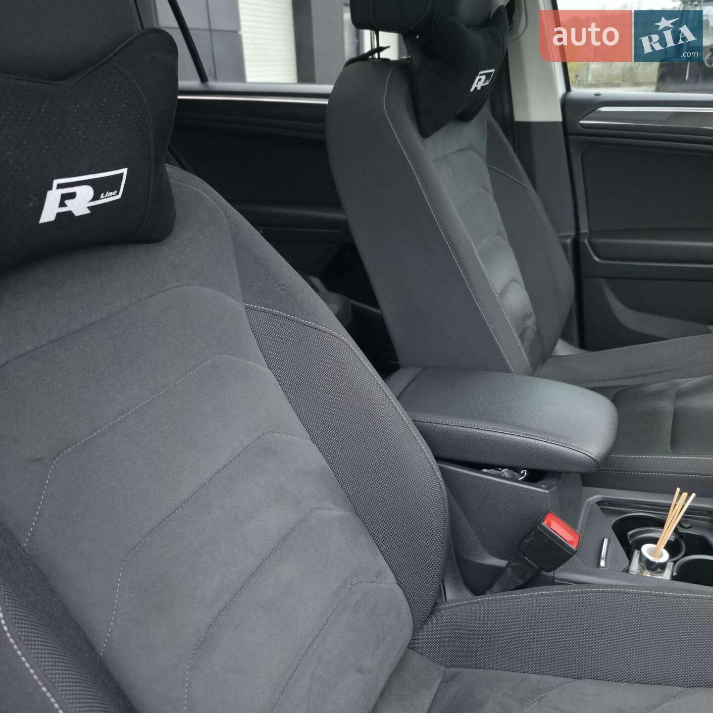 Volkswagen Tiguan 2018 VIN WVGZZZ5NZKM069406 фото оголошення 26 з 35