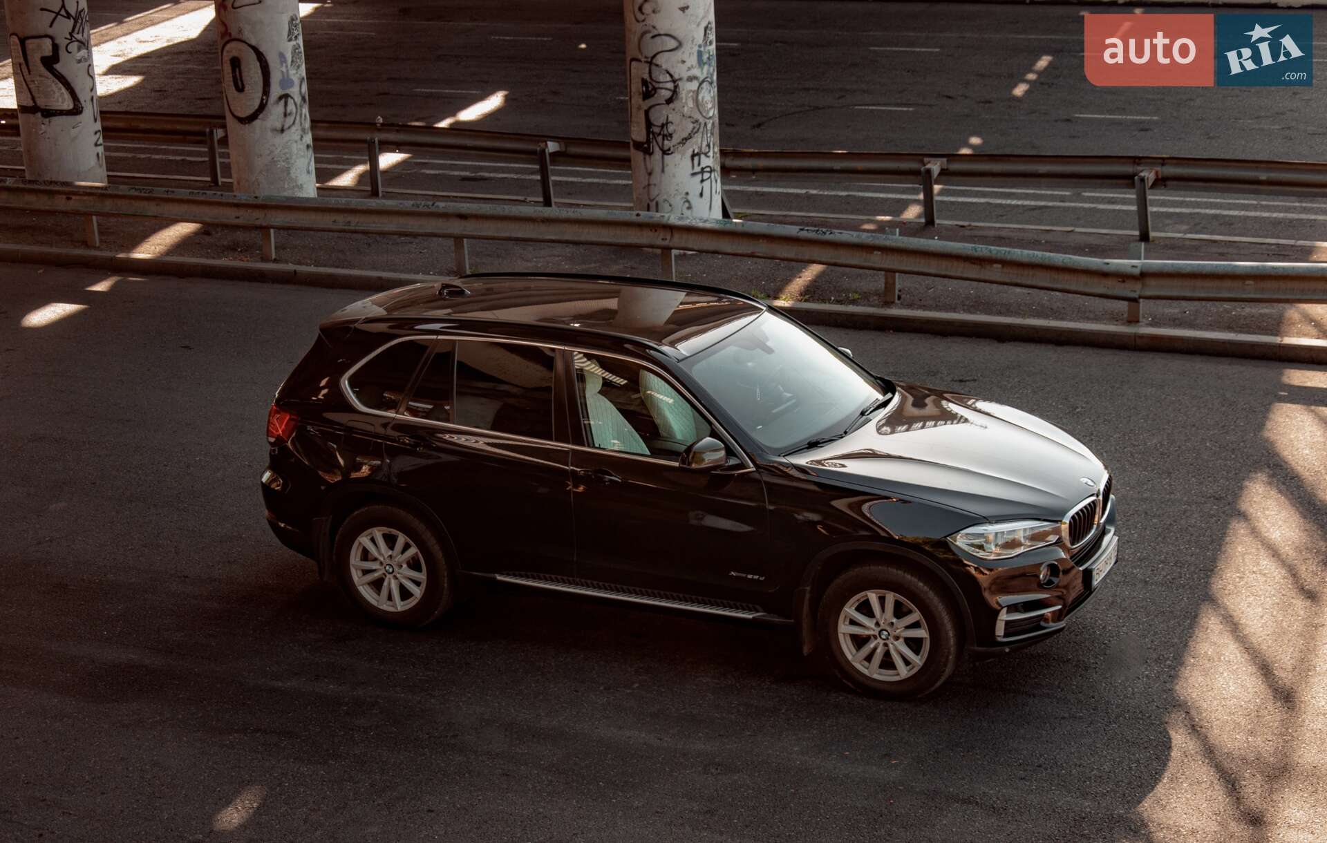 BMW X5 2018 VIN WBALS010300Z88586 фото оголошення 13 з 17