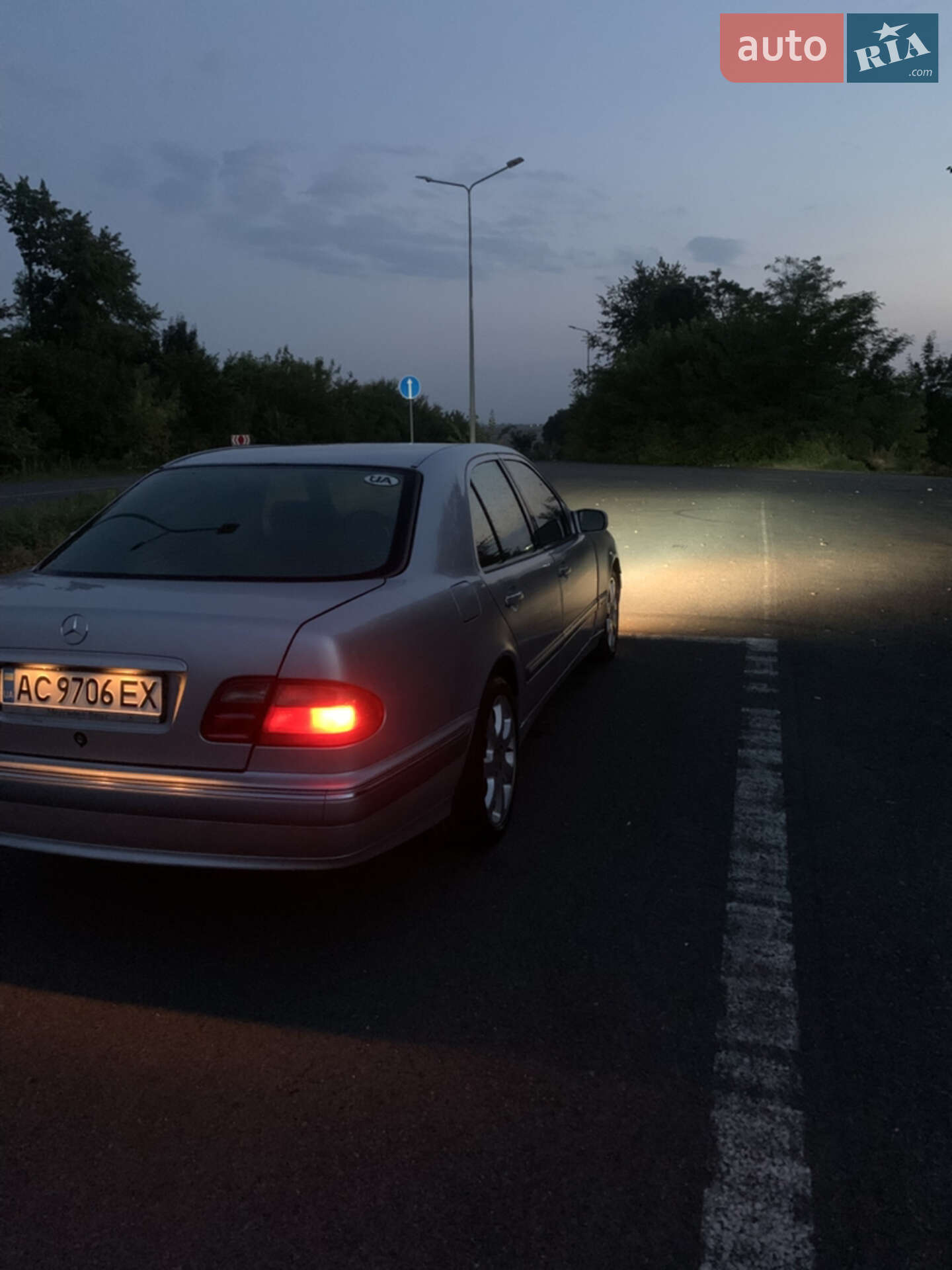 Mercedes-Benz E-Class 2000 VIN WDB2100261B104163 фото оголошення 11 з 15