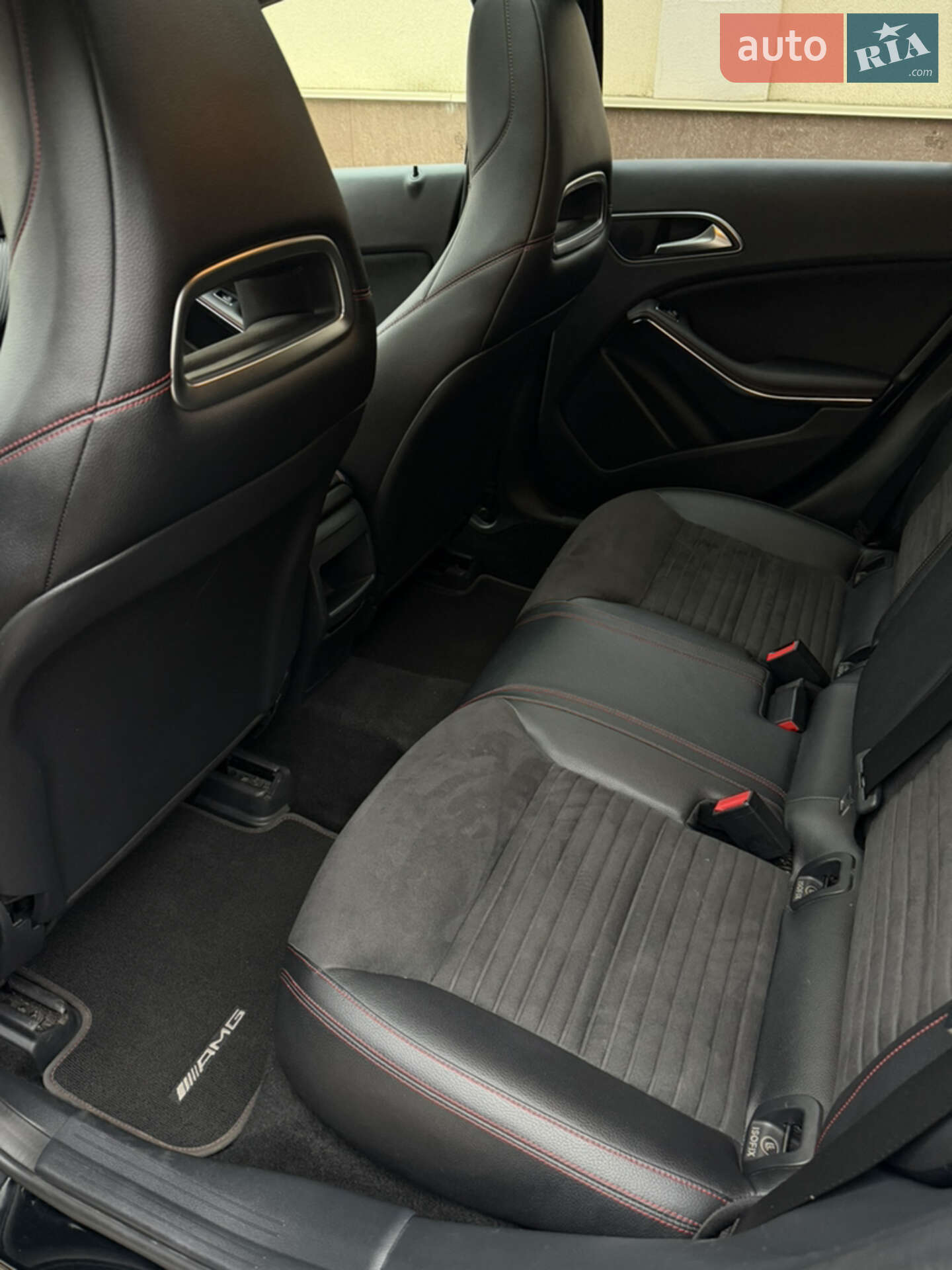 Mercedes-Benz A-Class 2015 VIN WDD1760421J404587 фото оголошення 13 з 14