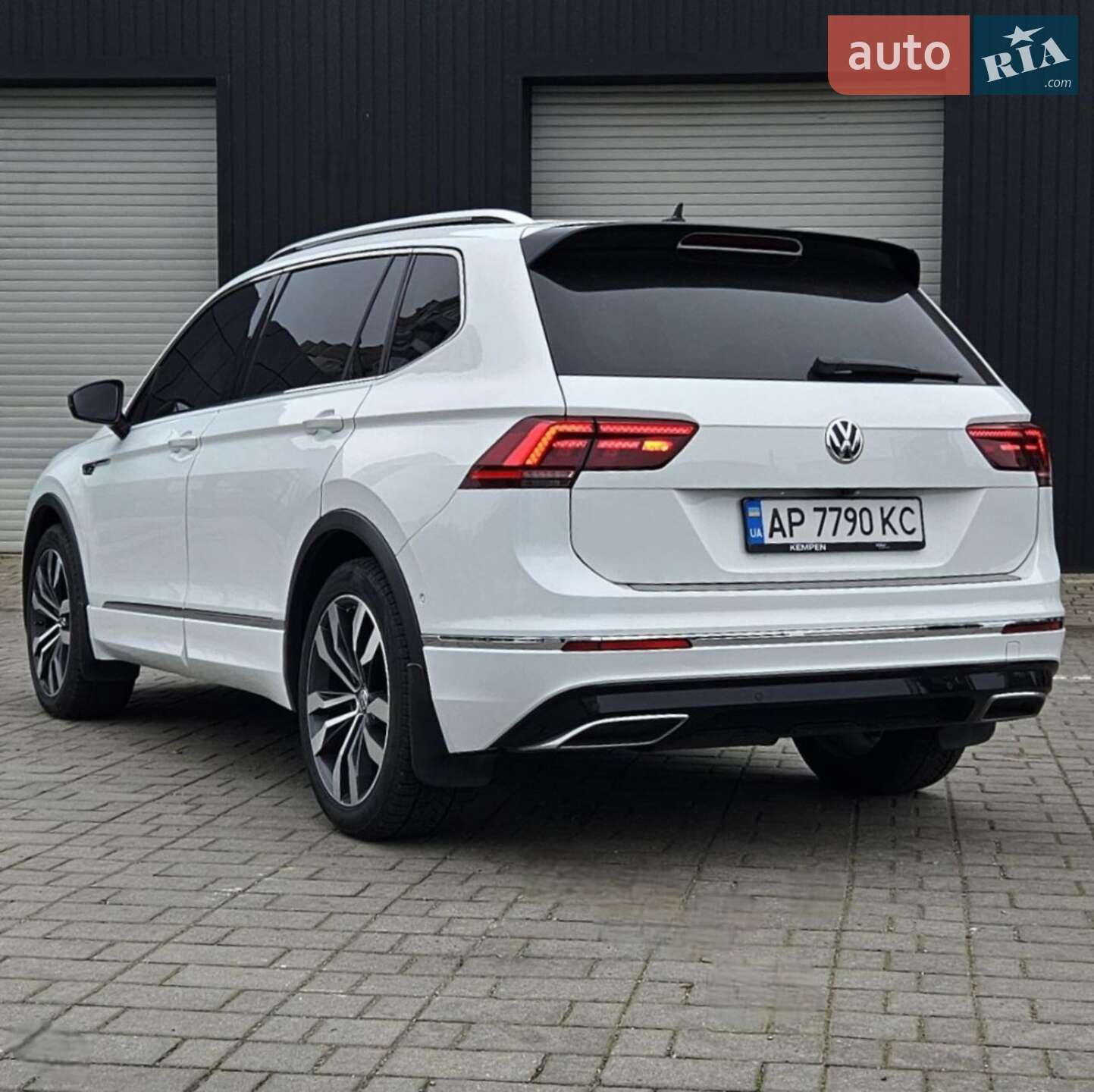 Volkswagen Tiguan 2018 VIN WVGZZZ5NZKM069406 фото оголошення 21 з 69