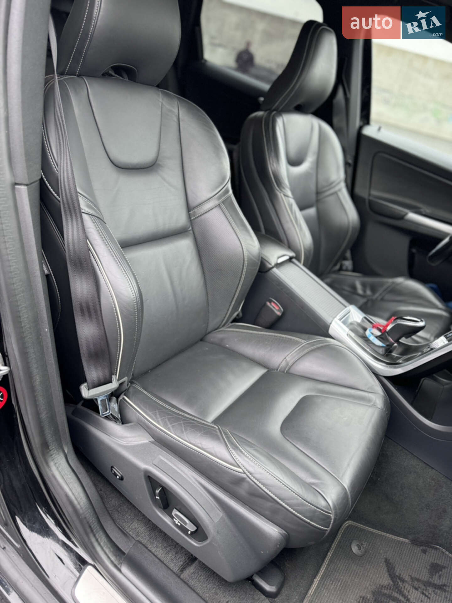 Volvo Xc60 2015 VIN YV1DZ97C6G2857875 фото оголошення 22 з 42