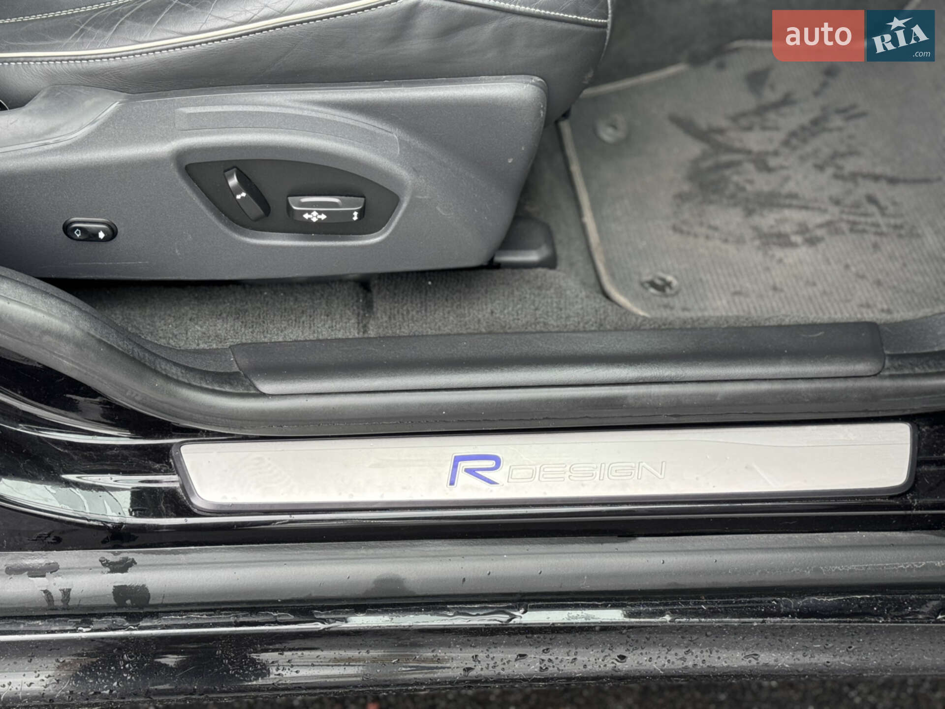 Volvo Xc60 2015 VIN YV1DZ97C6G2857875 фото оголошення 25 з 42