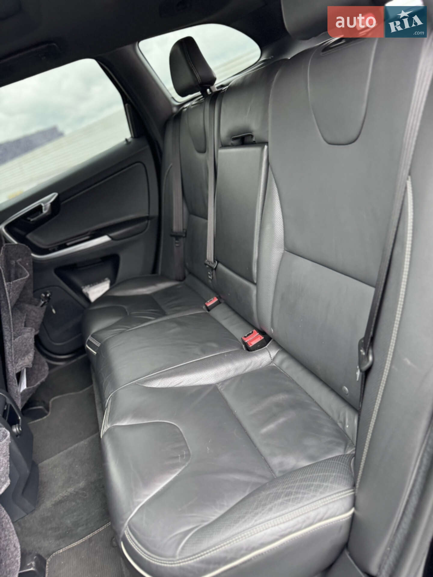 Volvo Xc60 2015 VIN YV1DZ97C6G2857875 фото оголошення 29 з 42
