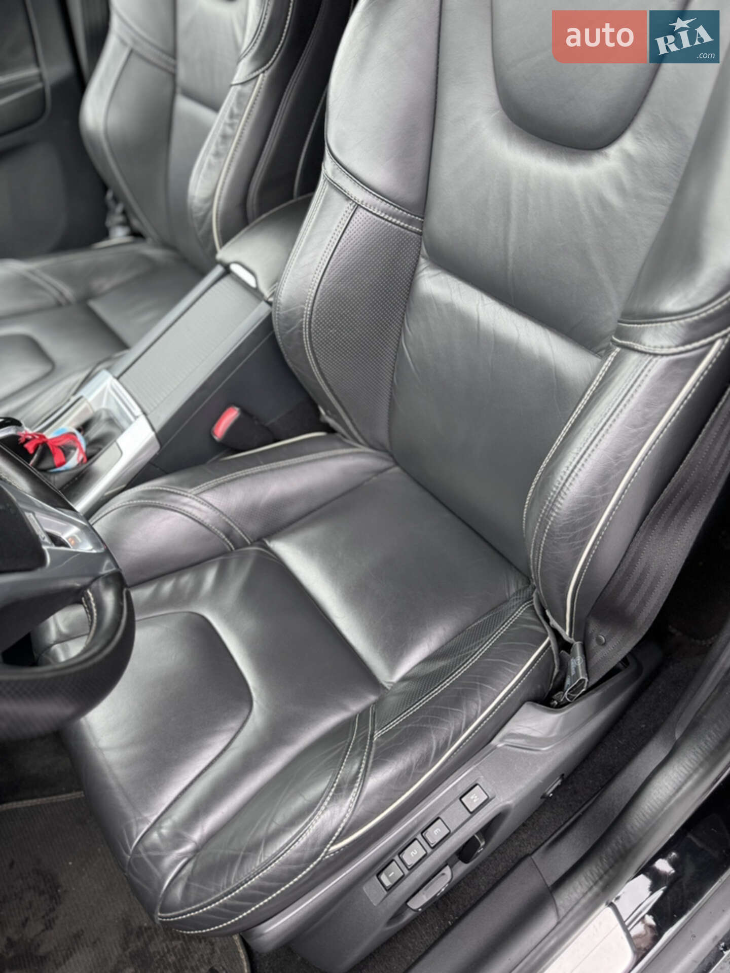 Volvo Xc60 2015 VIN YV1DZ97C6G2857875 фото оголошення 42 з 42