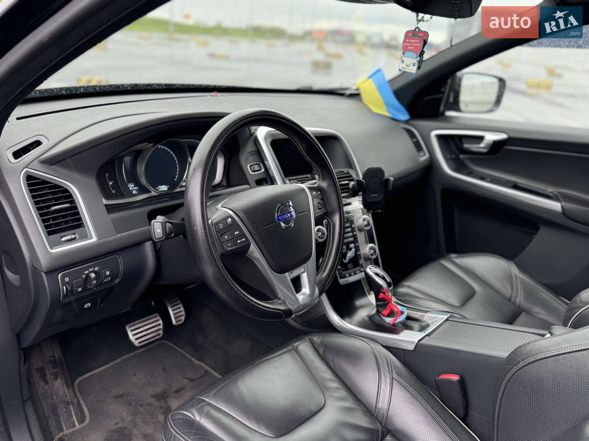 Volvo Xc60 2015 VIN YV1DZ97C6G2857875 фото оголошення 38 з 42