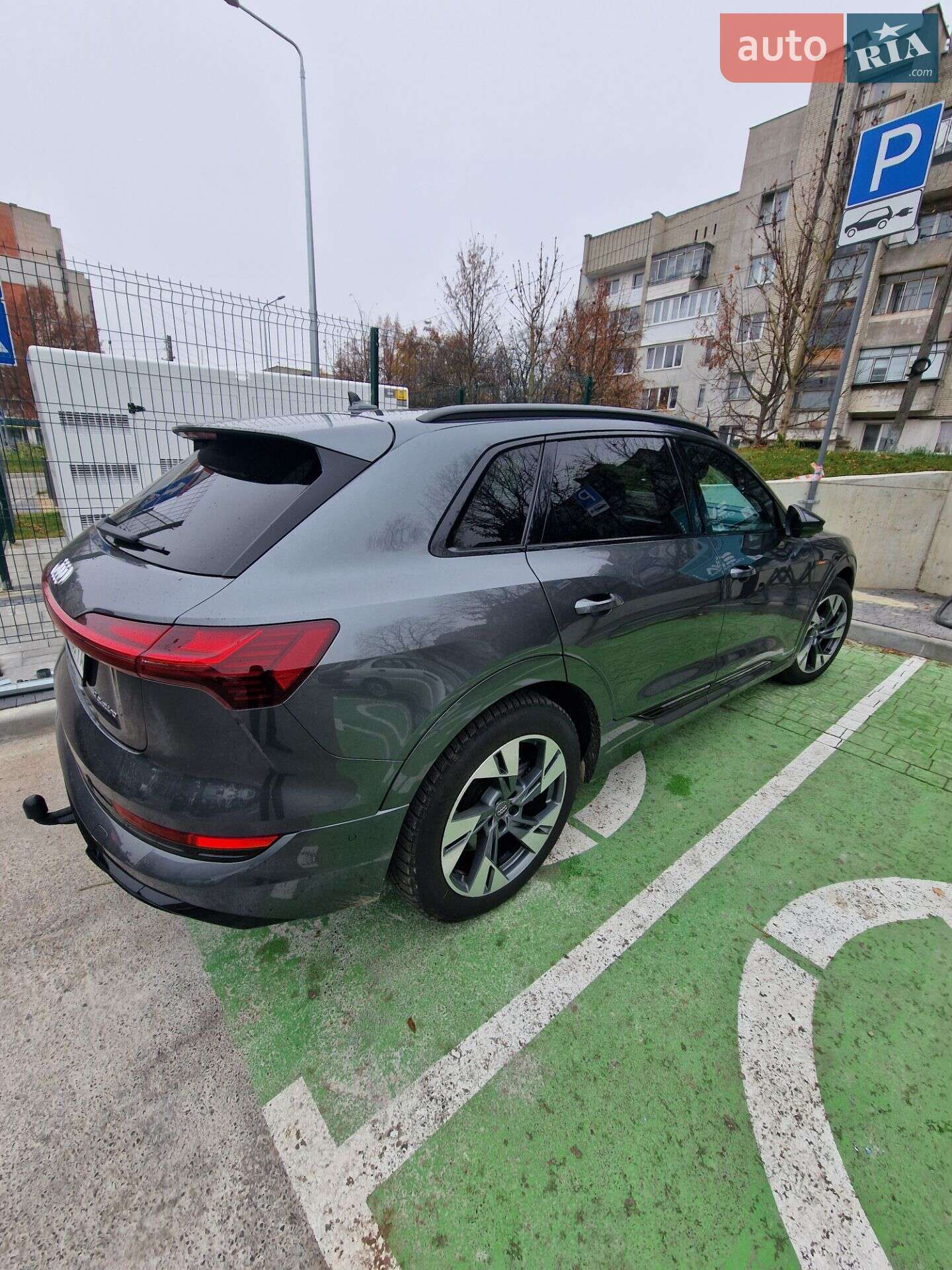 Audi e-tron 2020 VIN WAUZZZGE8LB030176 фото оголошення 55 з 63