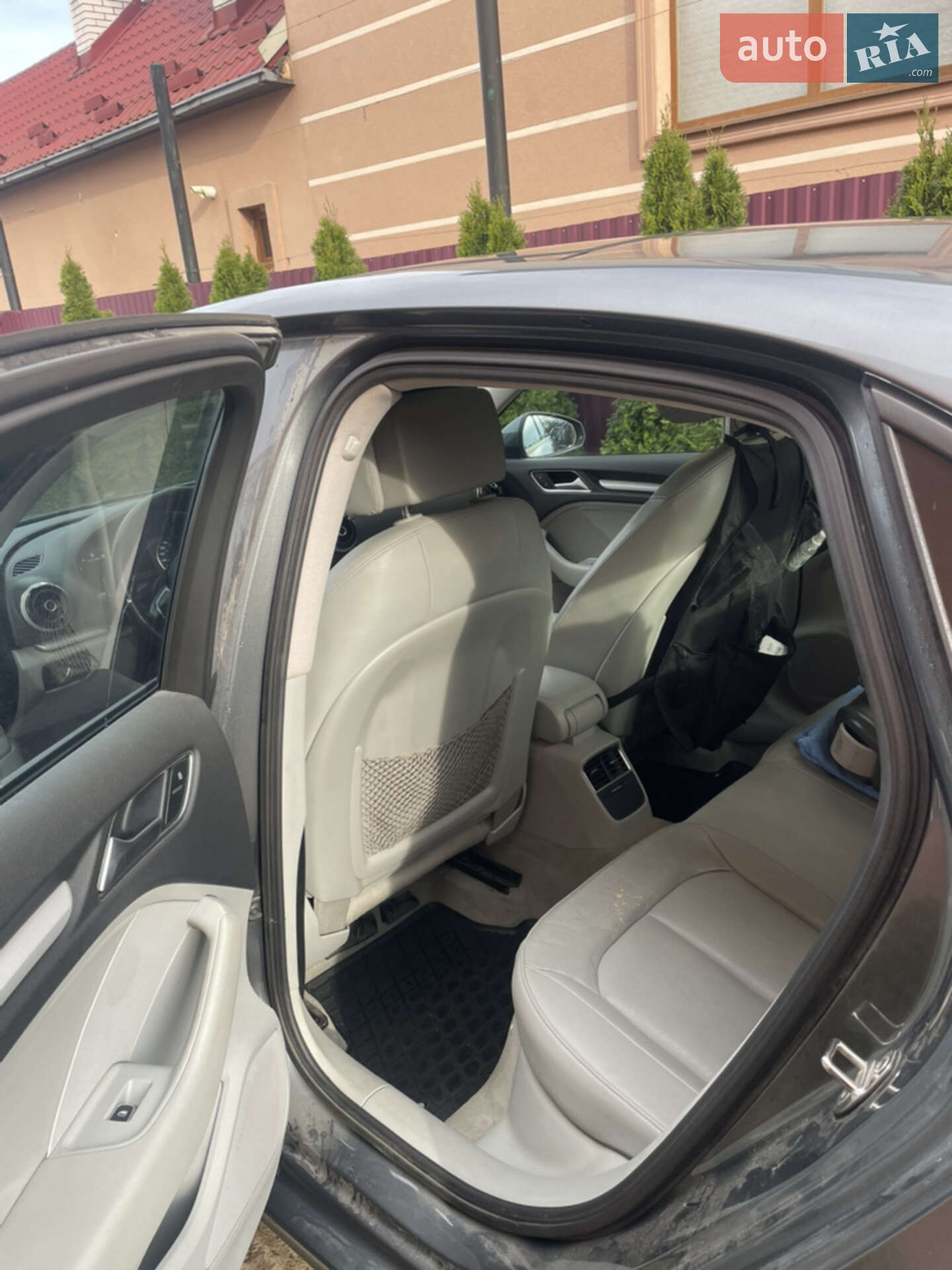 Audi A3 2015 VIN WAUB8GFFXG1022580 фото оголошення 8 з 10