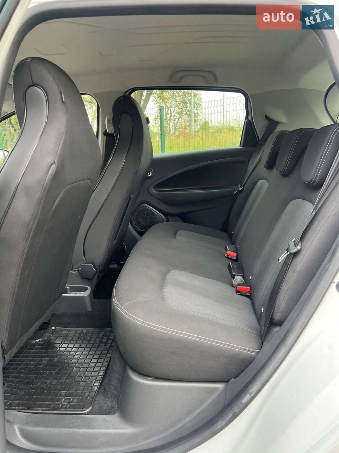 Renault Zoe 2018 VIN VF1AG000661185897 фото оголошення 4 з 14