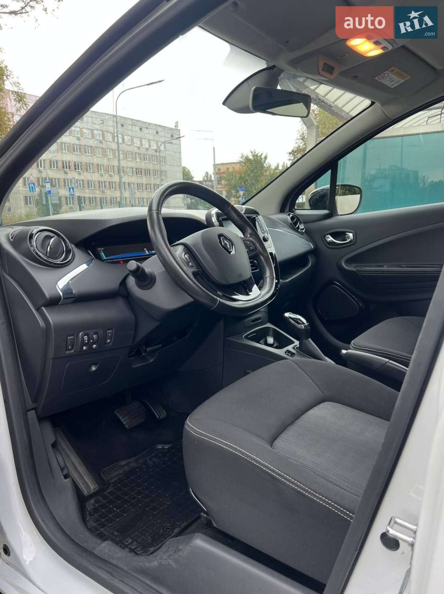 Renault Zoe 2018 VIN VF1AG000661185897 фото оголошення 7 з 14