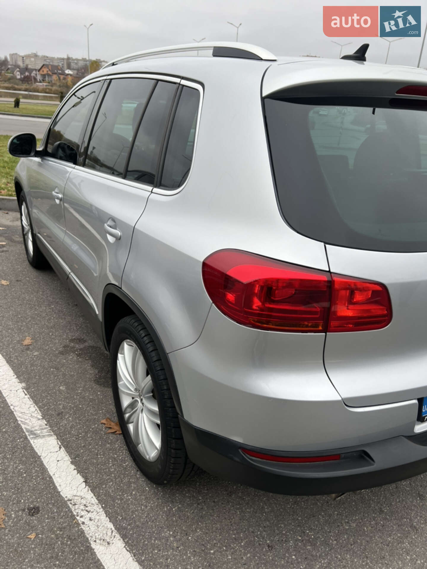 Volkswagen Tiguan 2015 VIN WVGAV7AX4GW524720 фото оголошення 15 з 27