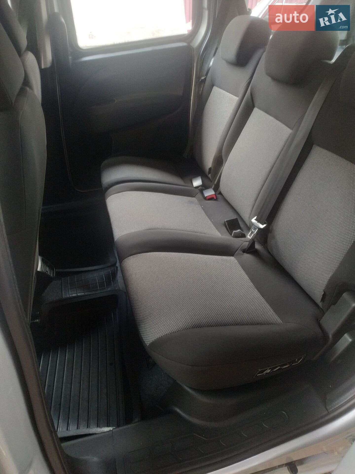 Fiat Doblo 2012 VIN ZFA26300009168180 фото оголошення 5 з 12