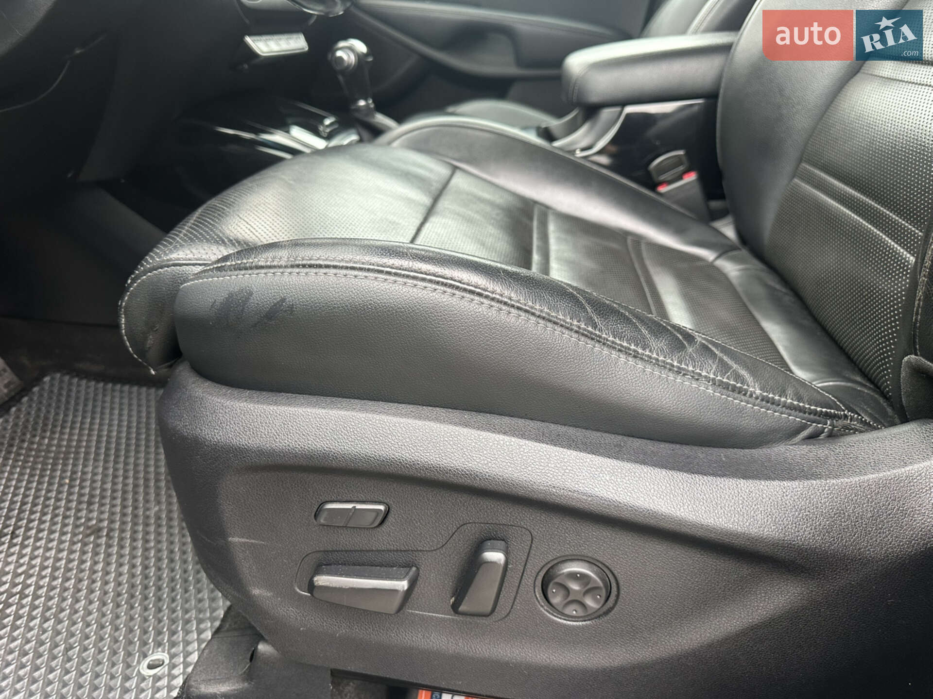 Kia Sorento 2015 VIN KNAPH81BDG5150153 фото оголошення 36 з 42