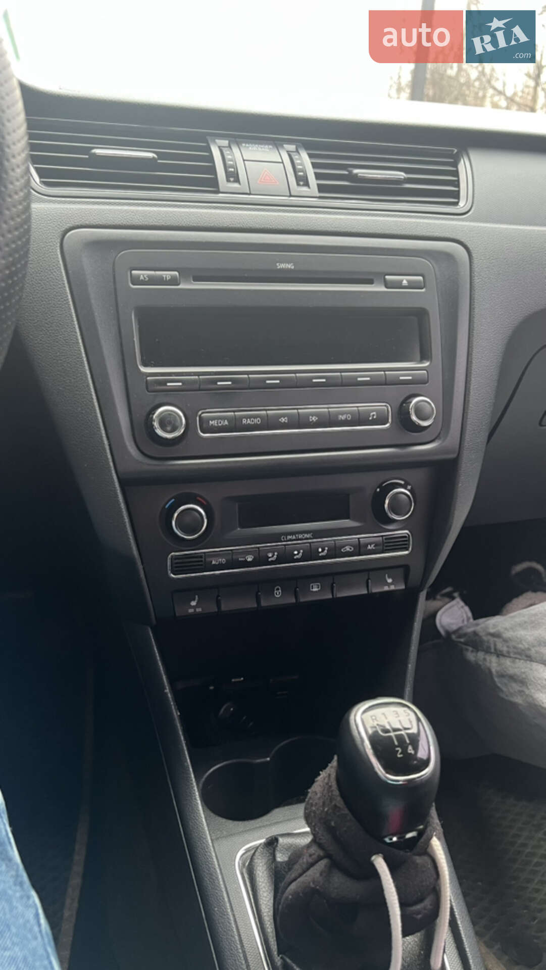 Skoda Rapid 2013 VIN TMBAD2NH3DB100400 фото оголошення 18 з 22