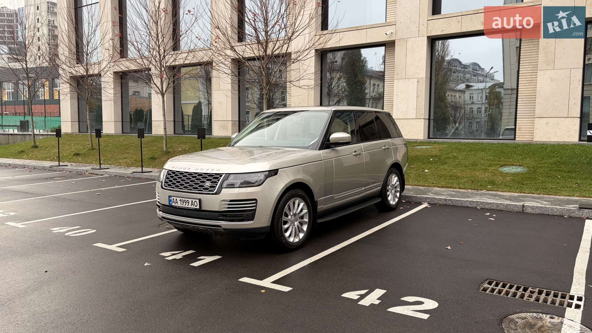 Land Rover Range Rover 2018 VIN SALGA2BJ1JA506650 фото оголошення 3 з 29