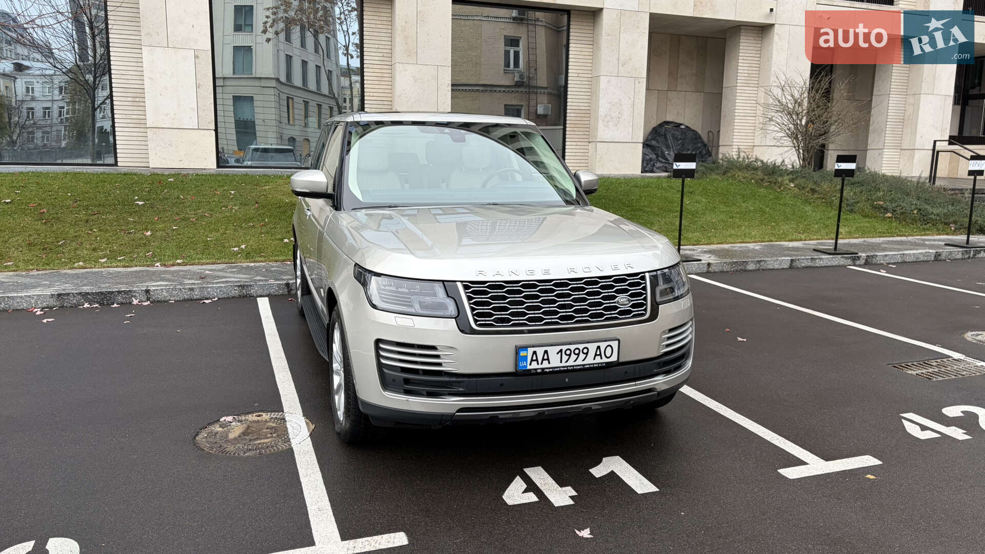 Land Rover Range Rover 2018 VIN SALGA2BJ1JA506650 фото оголошення 11 з 29