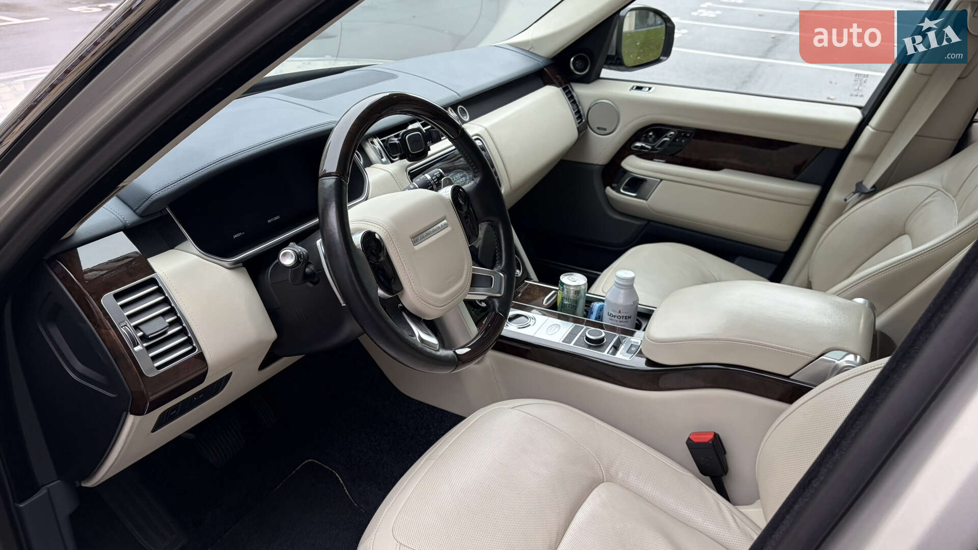Land Rover Range Rover 2018 VIN SALGA2BJ1JA506650 фото оголошення 17 з 29