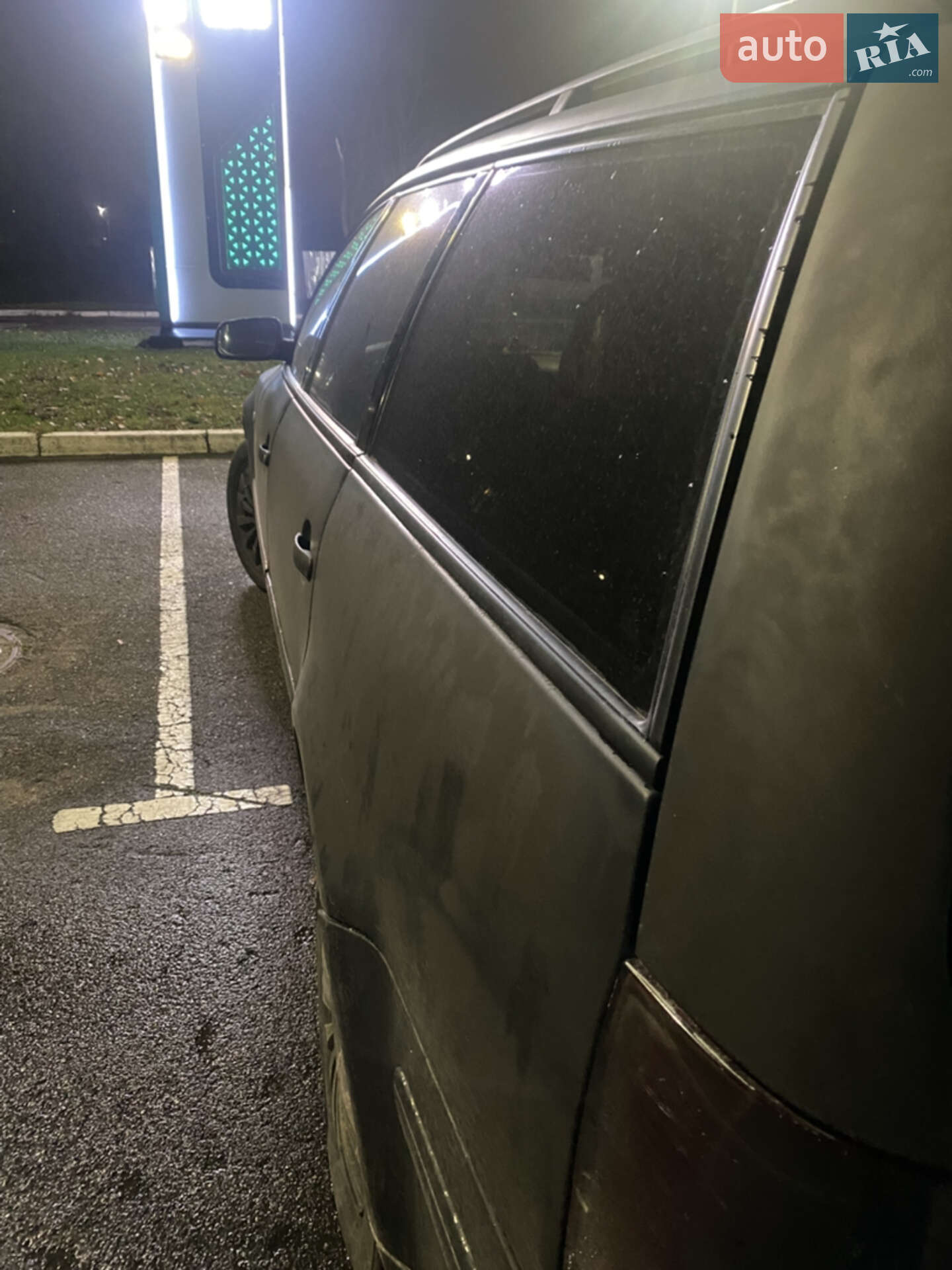 Volkswagen Passat 2002 VIN WVWZZZ3BZ2E417785 фото оголошення 6 з 13