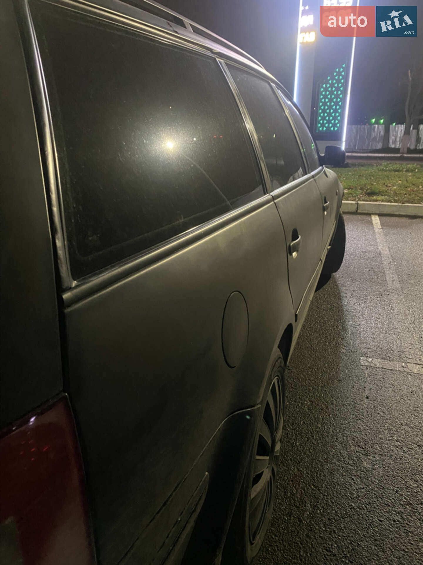 Volkswagen Passat 2002 VIN WVWZZZ3BZ2E417785 фото оголошення 8 з 13
