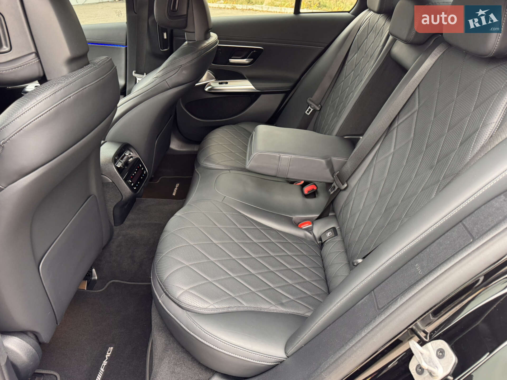 Mercedes-Benz E-Class 2023 VIN W1KLF5FB4RA020945 фото оголошення 6 з 28