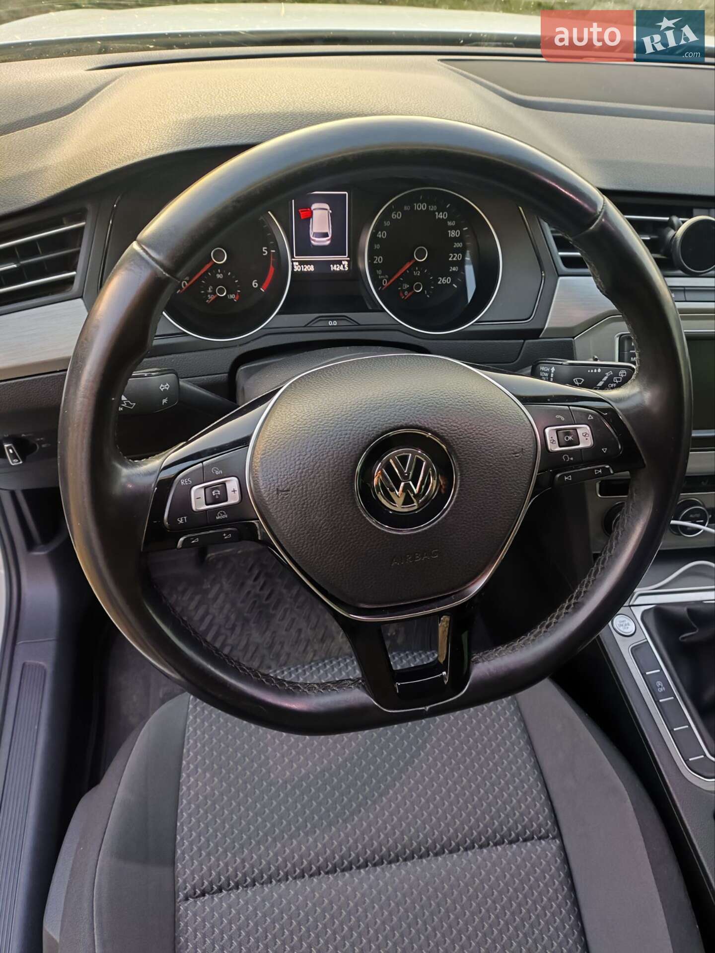 Volkswagen Passat 2016 VIN WVWZZZ3CZGP026558 фото оголошення 9 з 39