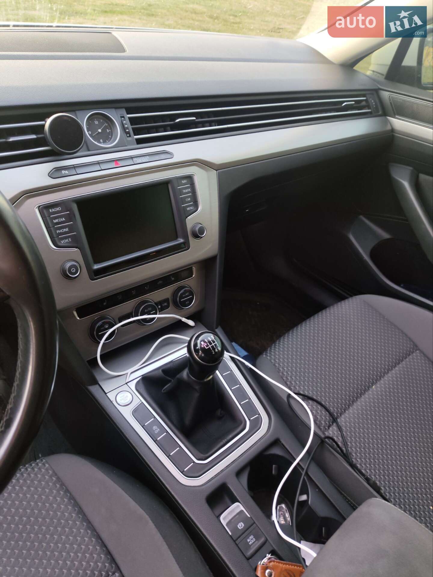 Volkswagen Passat 2016 VIN WVWZZZ3CZGP026558 фото оголошення 10 з 39