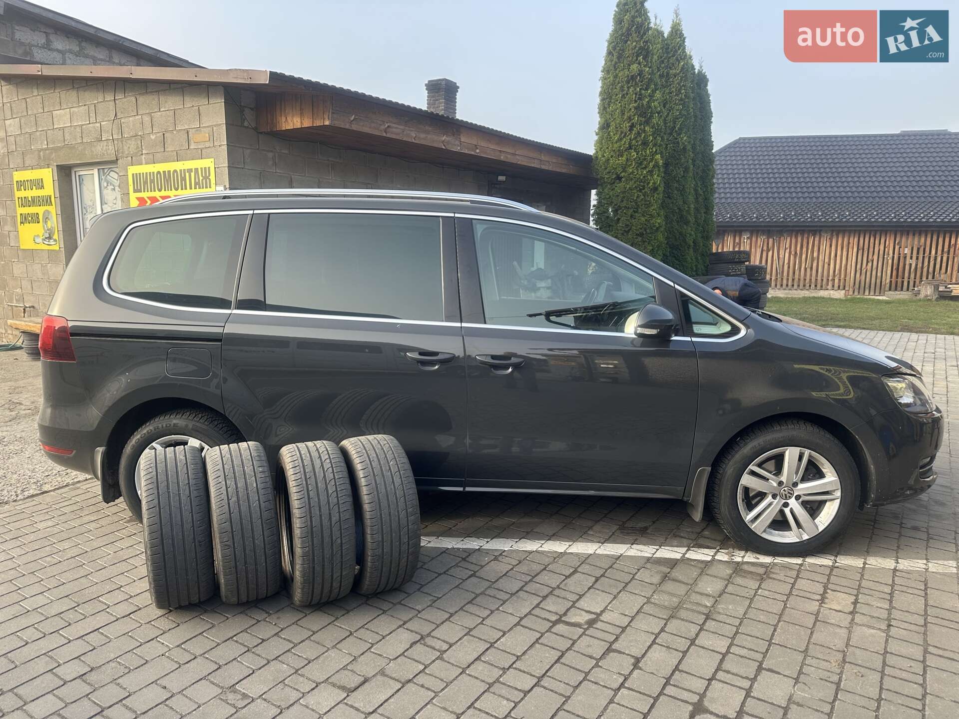 Volkswagen Sharan 2017 VIN WVWZZZ7NZJV006602 фото оголошення 42 з 47