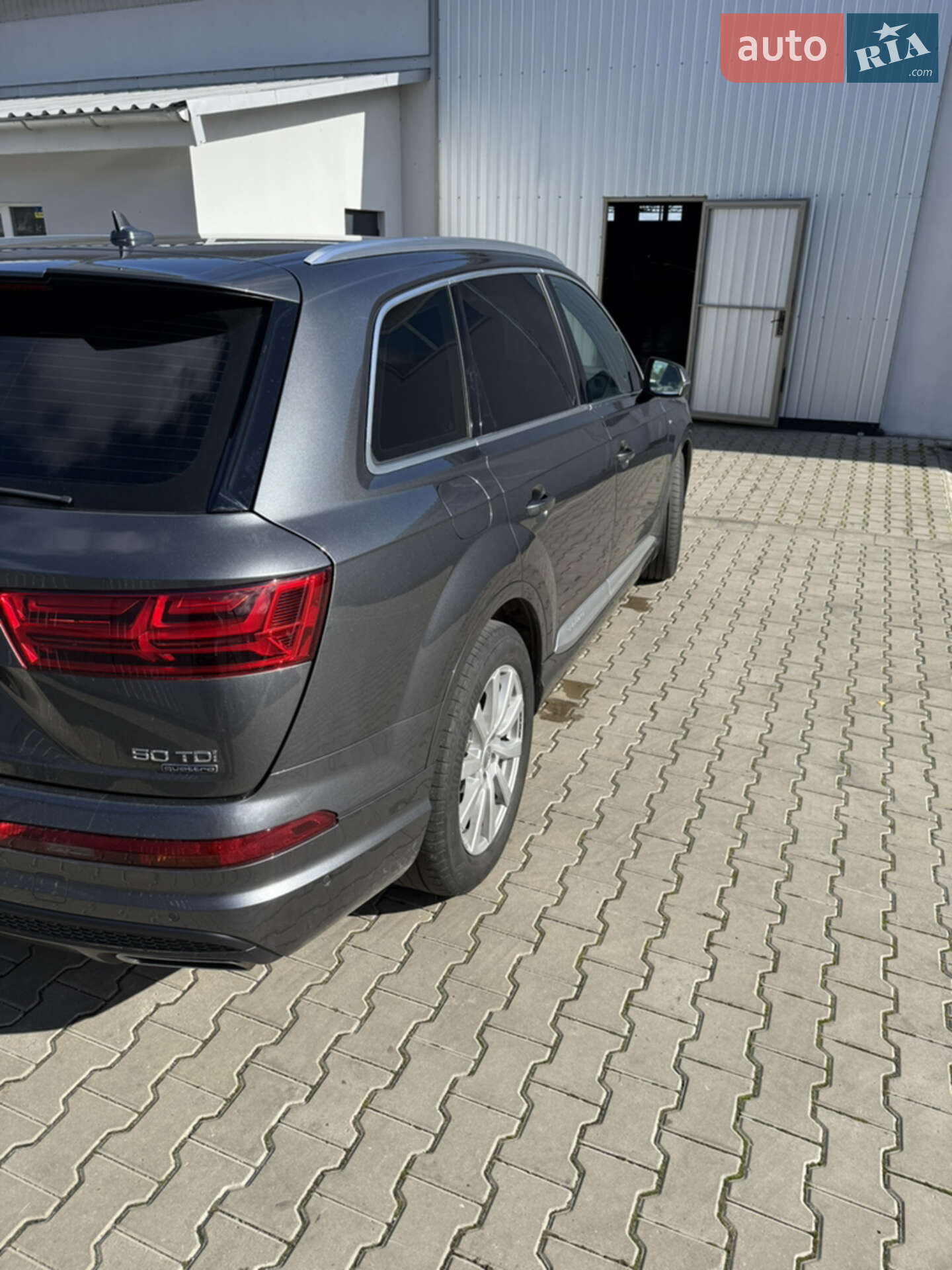 Audi Q7 2018 VIN WAUZZZ4M1KD015601 фото оголошення 39 з 43