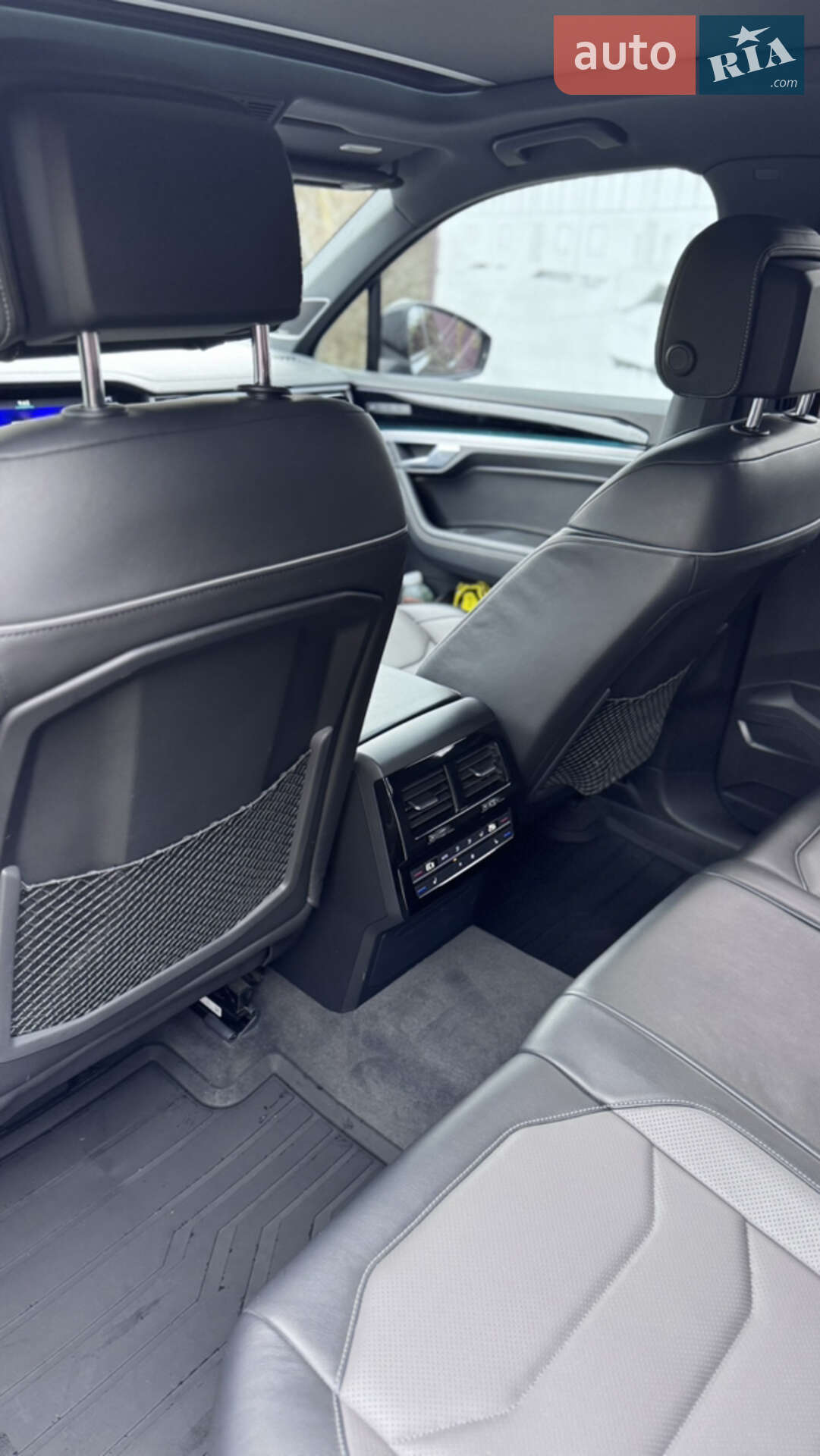 Volkswagen Touareg 2022 VIN WVGZZZCRZND018514 фото оголошення 20 з 36
