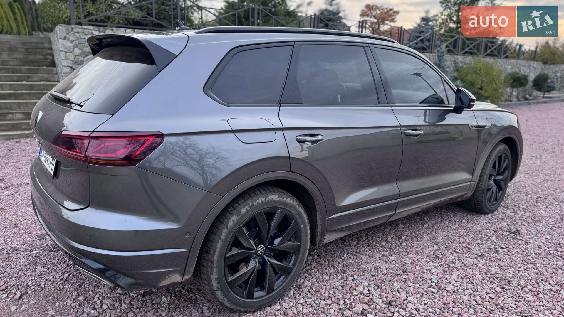 Volkswagen Touareg 2022 VIN WVGZZZCRZND018514 фото оголошення 10 з 36