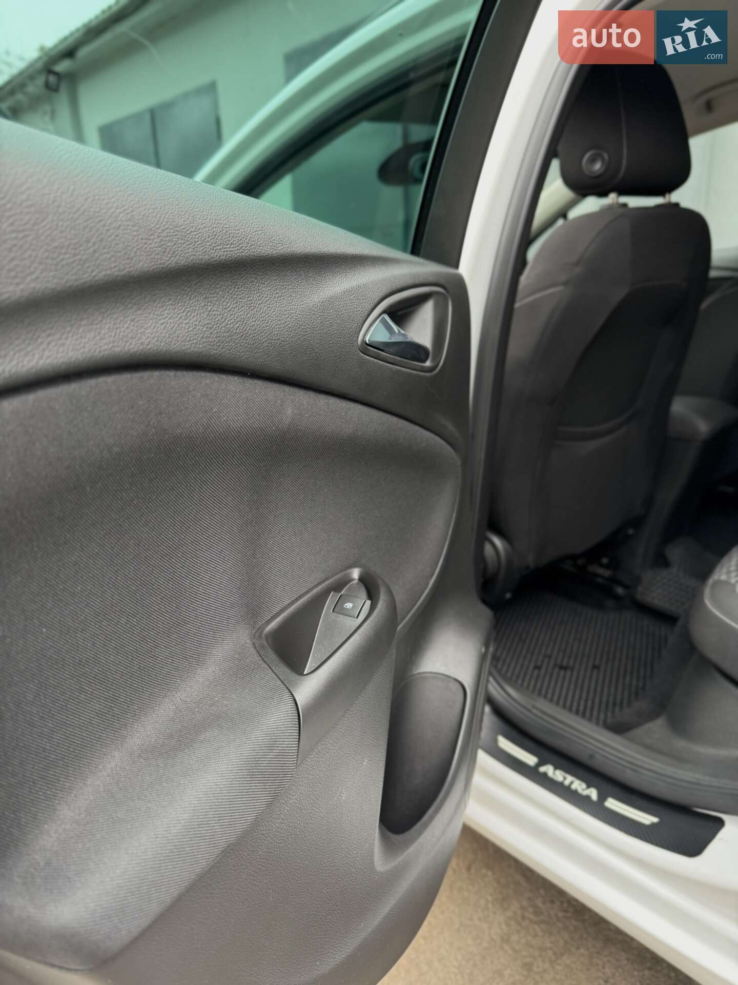 Opel Astra 2018 VIN W0VBD8EKXJ8064660 фото оголошення 52 з 98