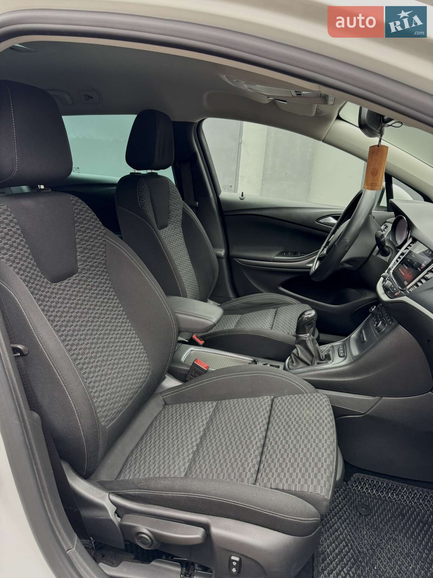 Opel Astra 2018 VIN W0VBD8EKXJ8064660 фото оголошення 77 з 98