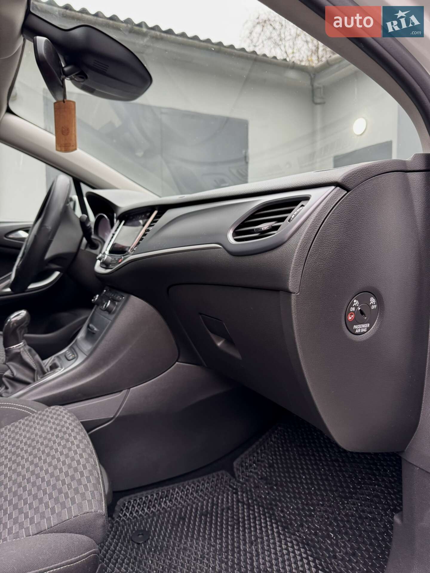 Opel Astra 2018 VIN W0VBD8EKXJ8064660 фото оголошення 79 з 98