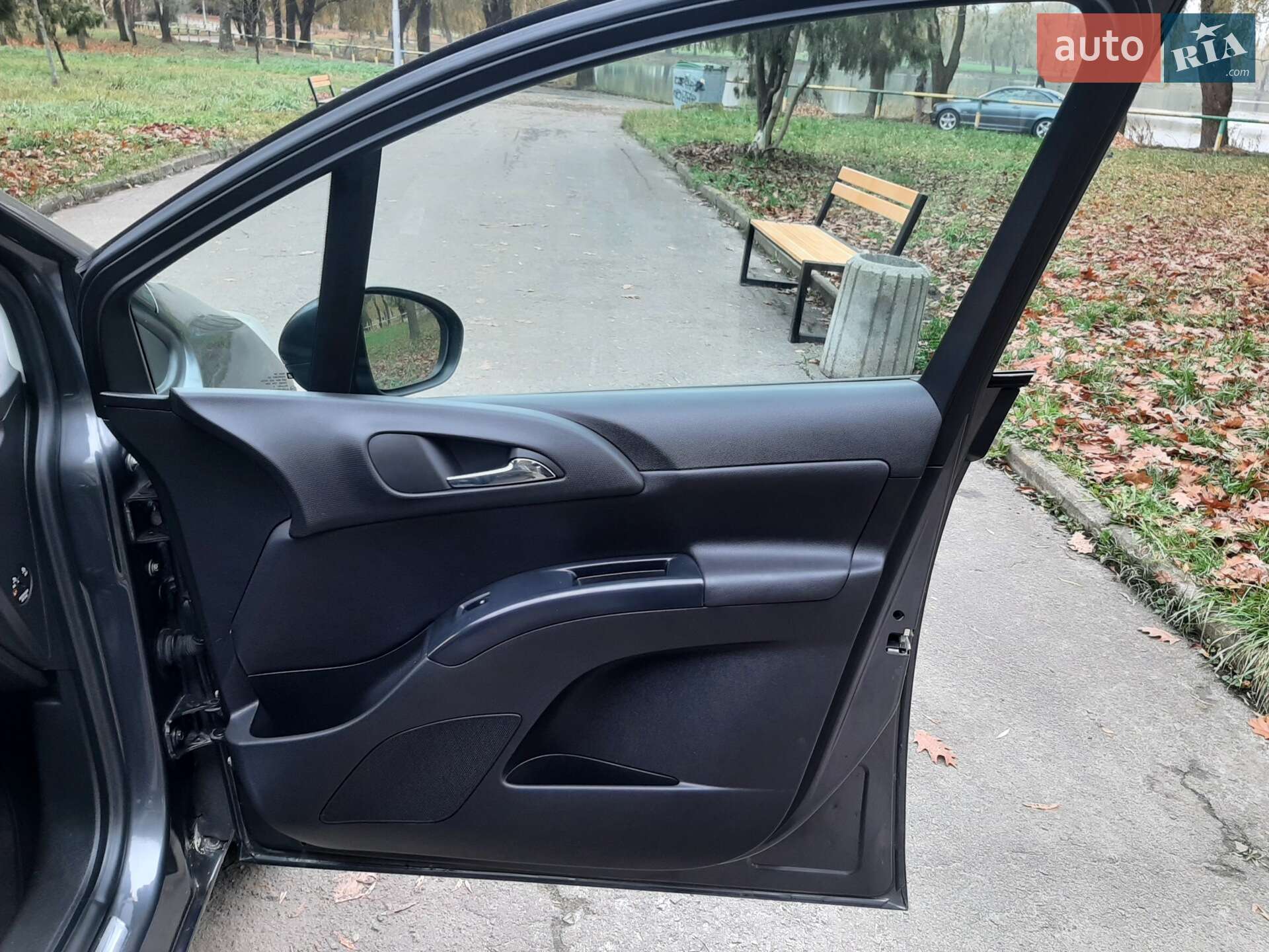 Opel Meriva 2012 VIN W0LSD9EM8D4056505 фото оголошення 24 з 33