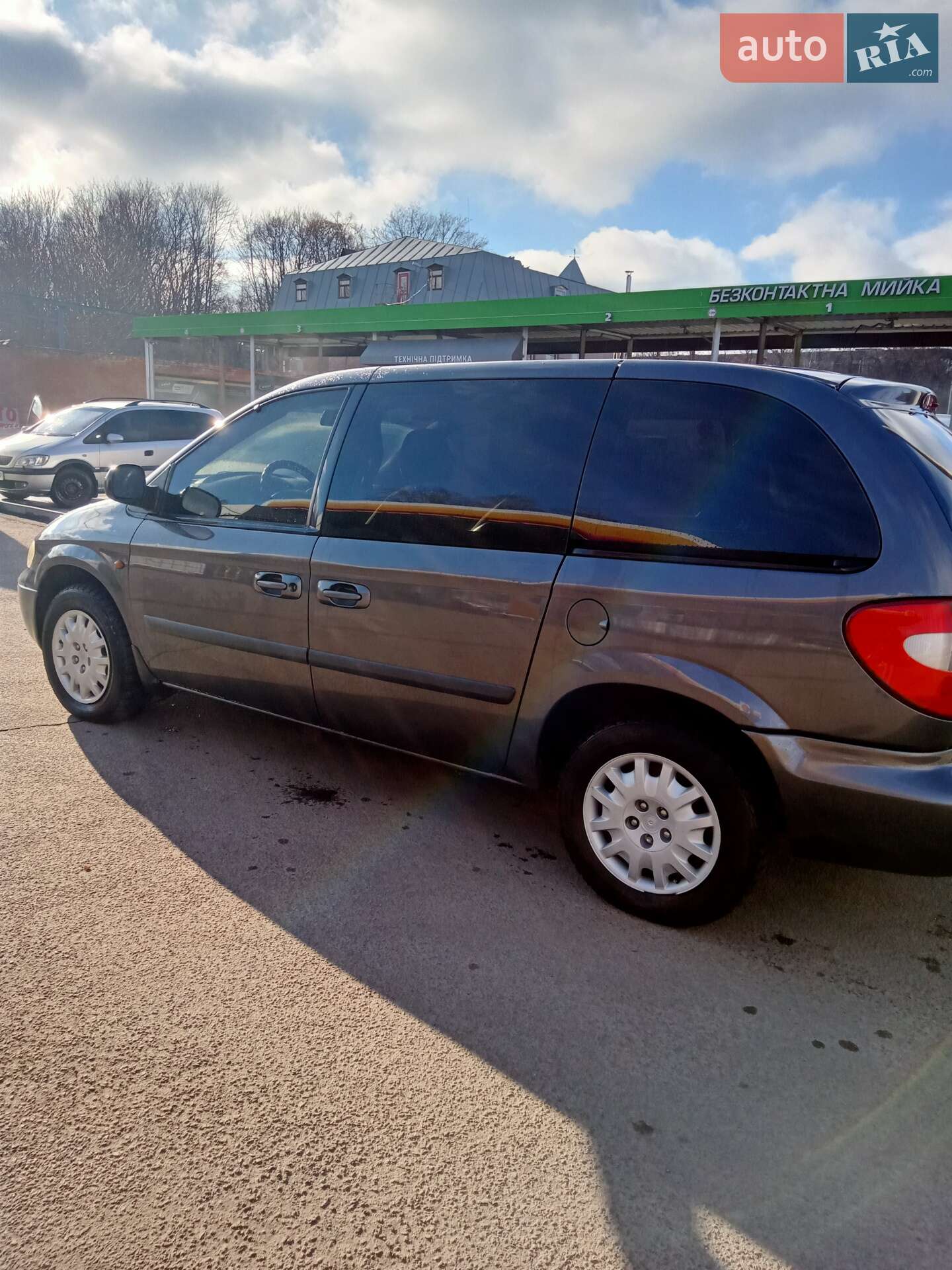 Chrysler Voyager 2004 VIN 1C8GYB2595Y500824 фото оголошення 25 з 29