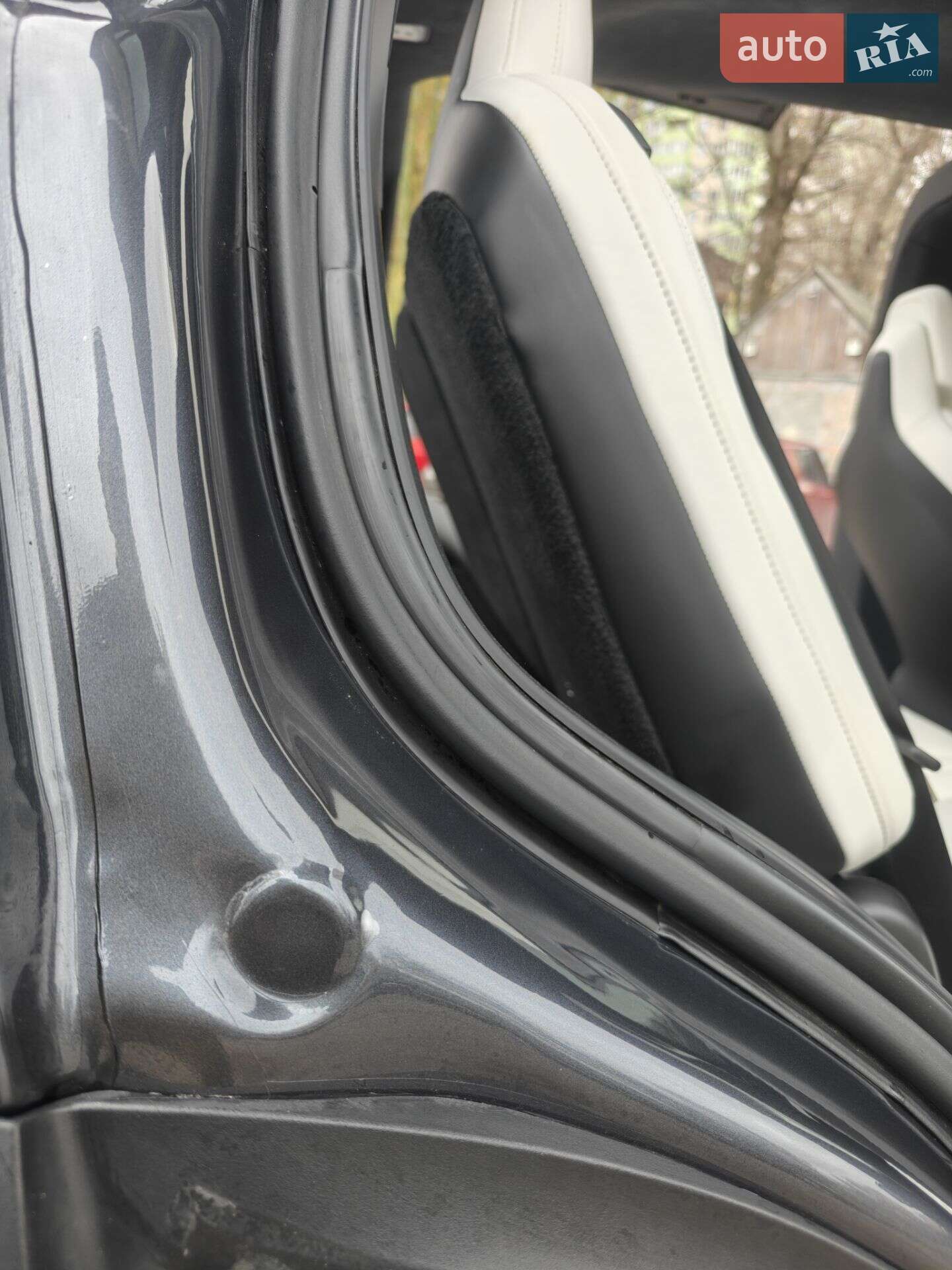 Tesla Model X 2018 VIN 5YJXCDE47JF128439 фото оголошення 3 з 11