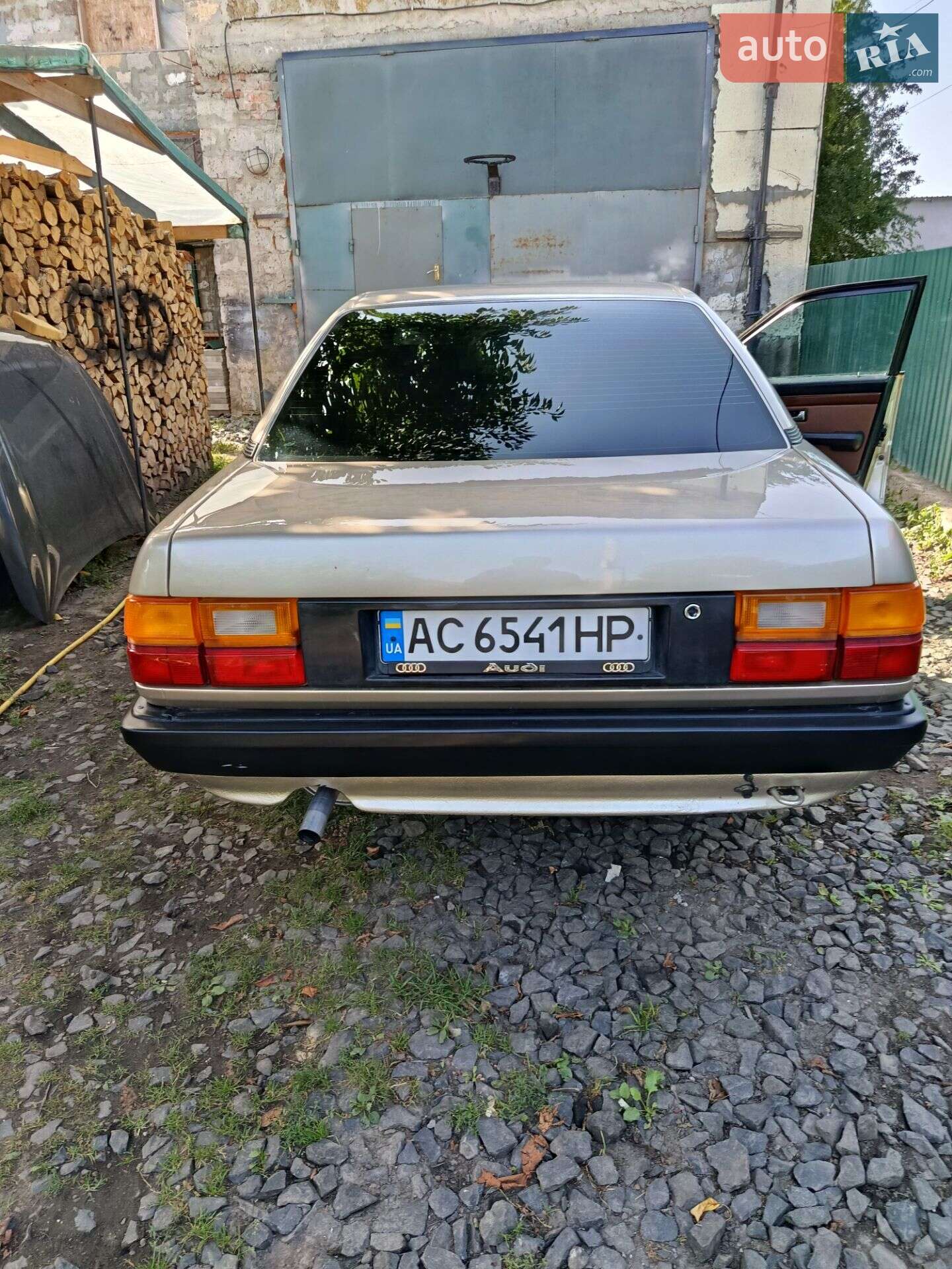 Audi 100 1989 VIN WAUZZZ44ZKN058729 фото оголошення 2 з 33